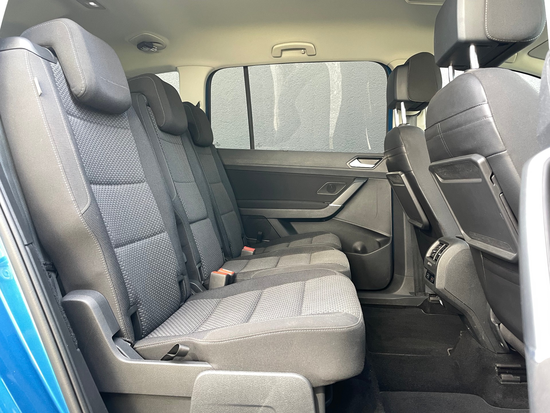 VW Touran 1.5 TSI EVO Comfortline DSG 7 Places-image-11