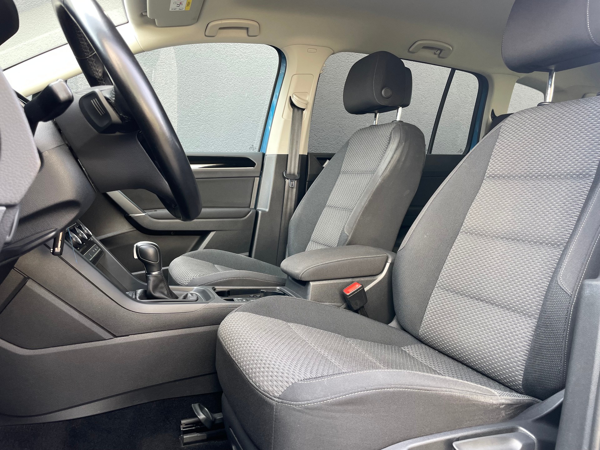 VW Touran 1.5 TSI EVO Comfortline DSG 7 Places-image-8