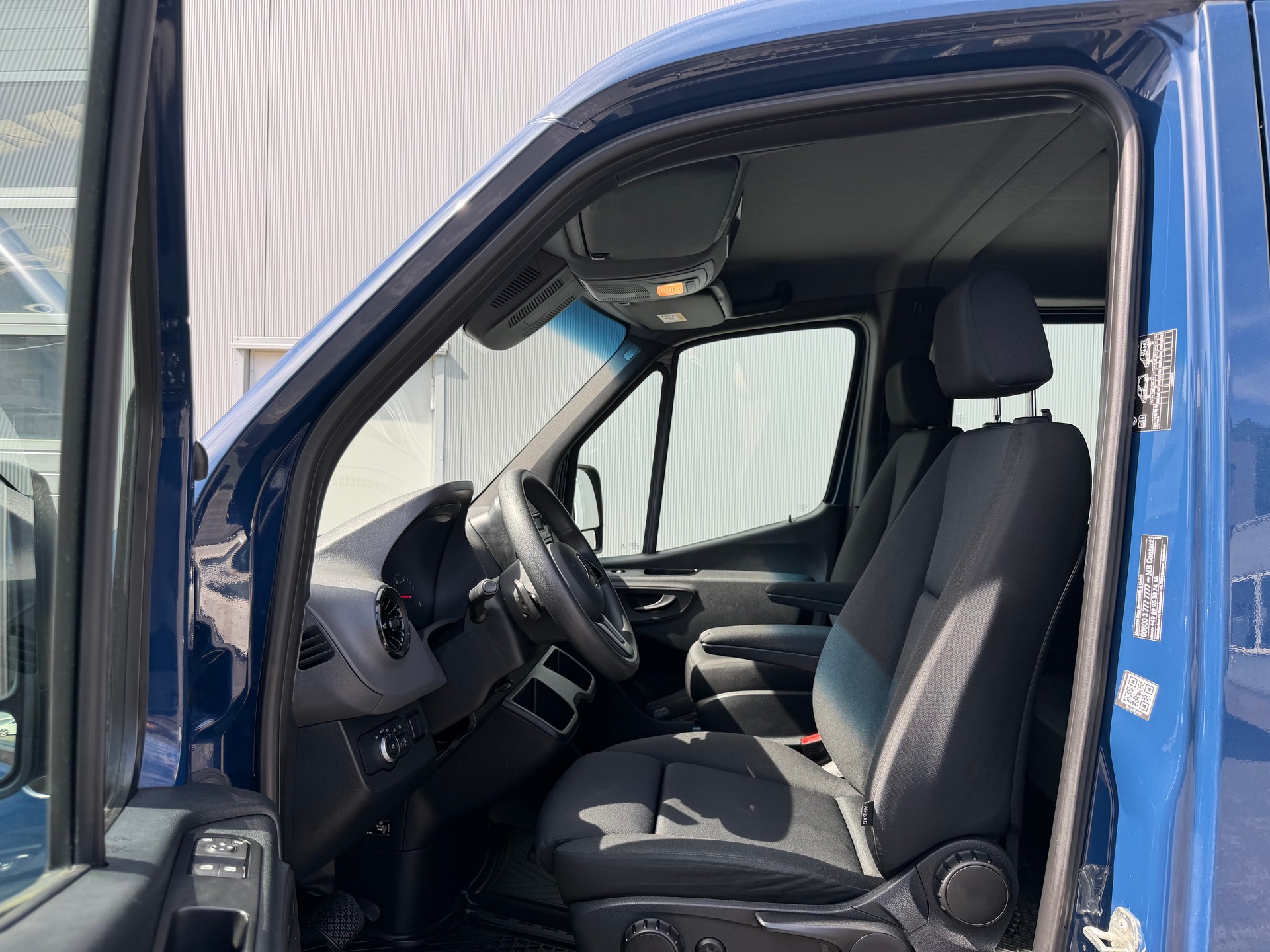 MERCEDES-BENZ Sprinter 215 CDI Standard 9G-TRONIC*TOP GEPFLEGT*NUR 34000 KM*6-PLÄTZE*KLIMA*AHK*BRÜCKE MIT VERDECK*-image-22