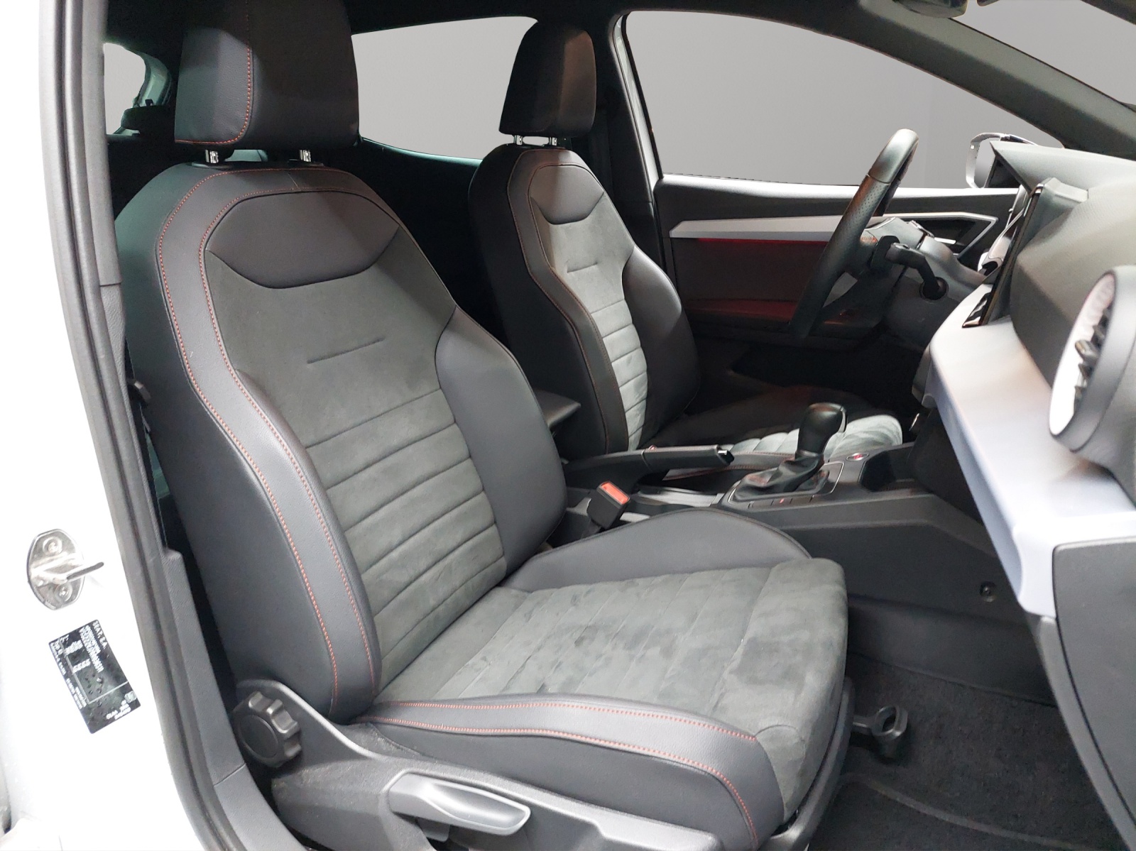 SEAT Ibiza 1.0 EcoTSI FR DSG-image-8