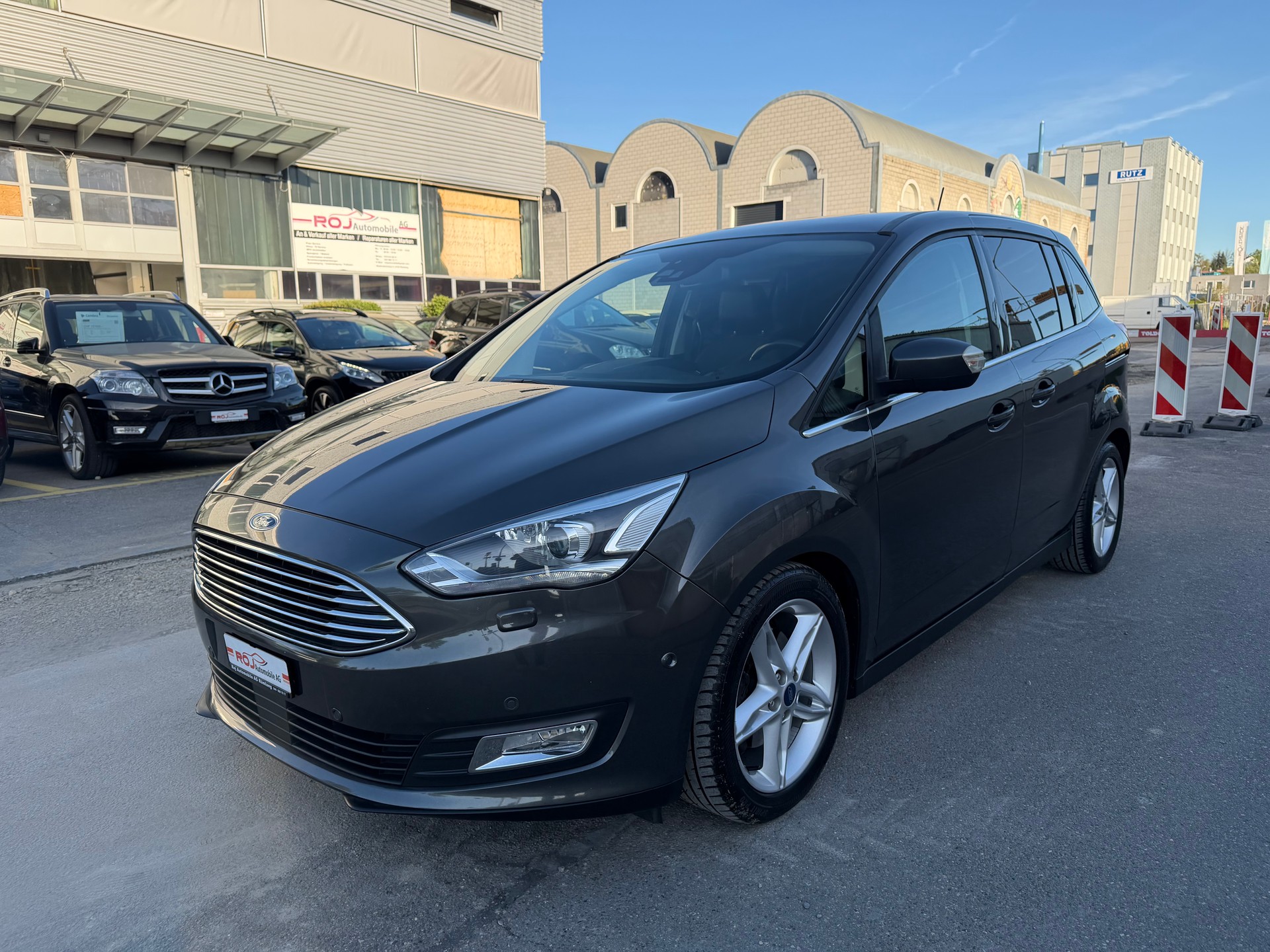 FORD GrC-Max 1.5 SCTi Titanium X-image-1