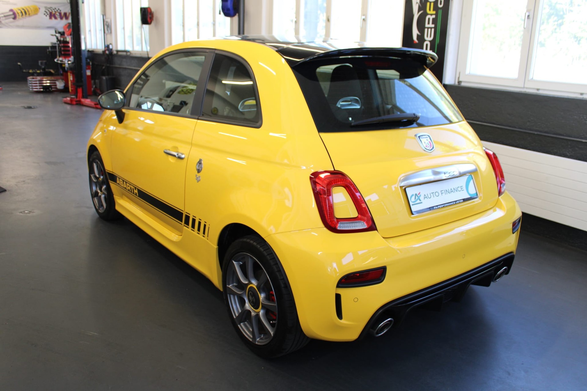FIAT 595 1.4 16V Turbo Abarth-image-8