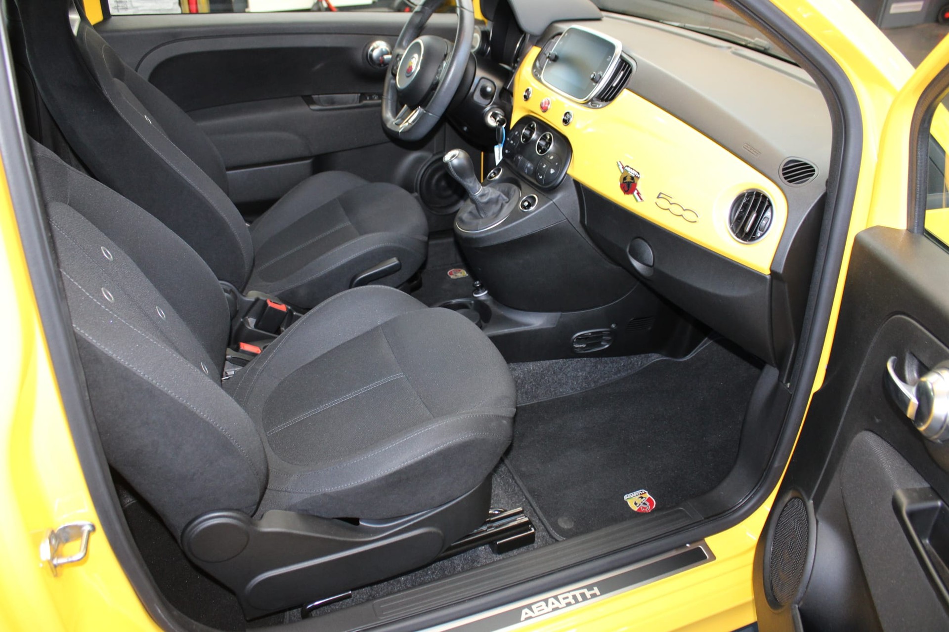 FIAT 595 1.4 16V Turbo Abarth-image-11