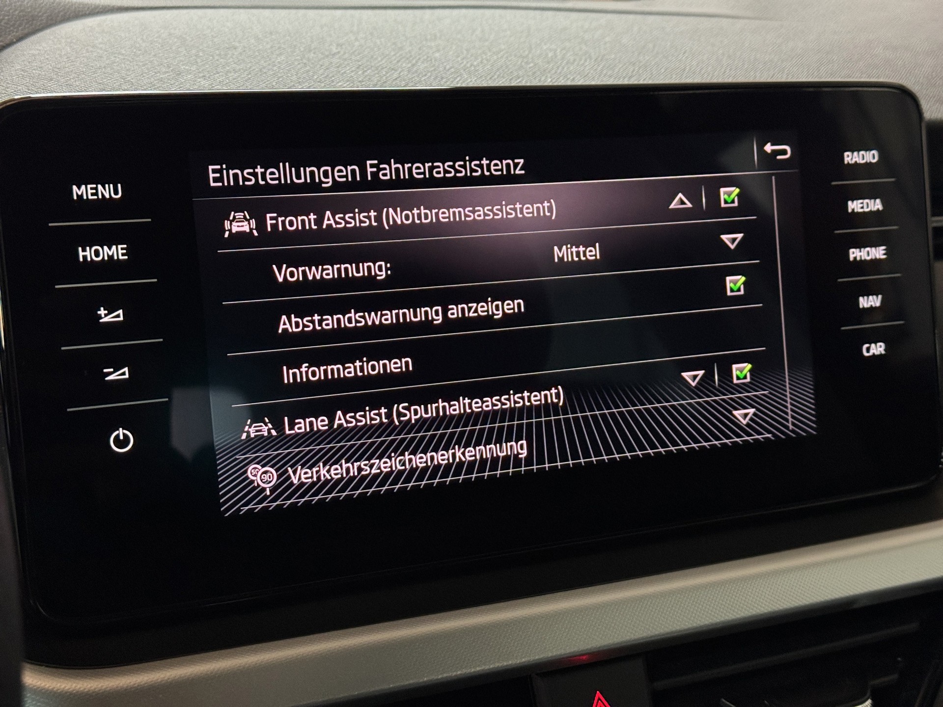 SKODA Kamiq 1.0 TSI Ambition DSG-image-19