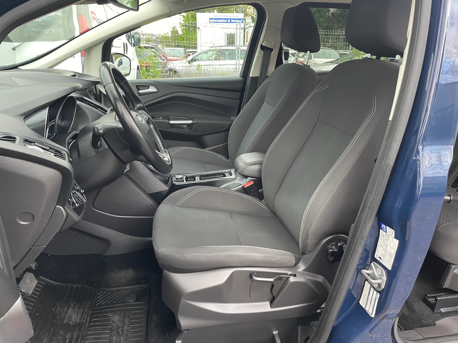 FORD GrC-Max 2.0 TDCi Trend PowerShift Automat * Gr. Navigation * Klima-auto * Tempomat * Sitzheizung * AHK 1800Kg * Ab MFK-image-7