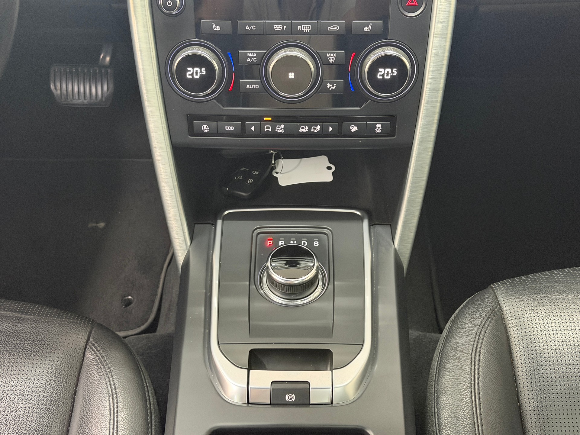 LAND ROVER Discovery Sport 2.0 Si4 HSE AT9-image-15