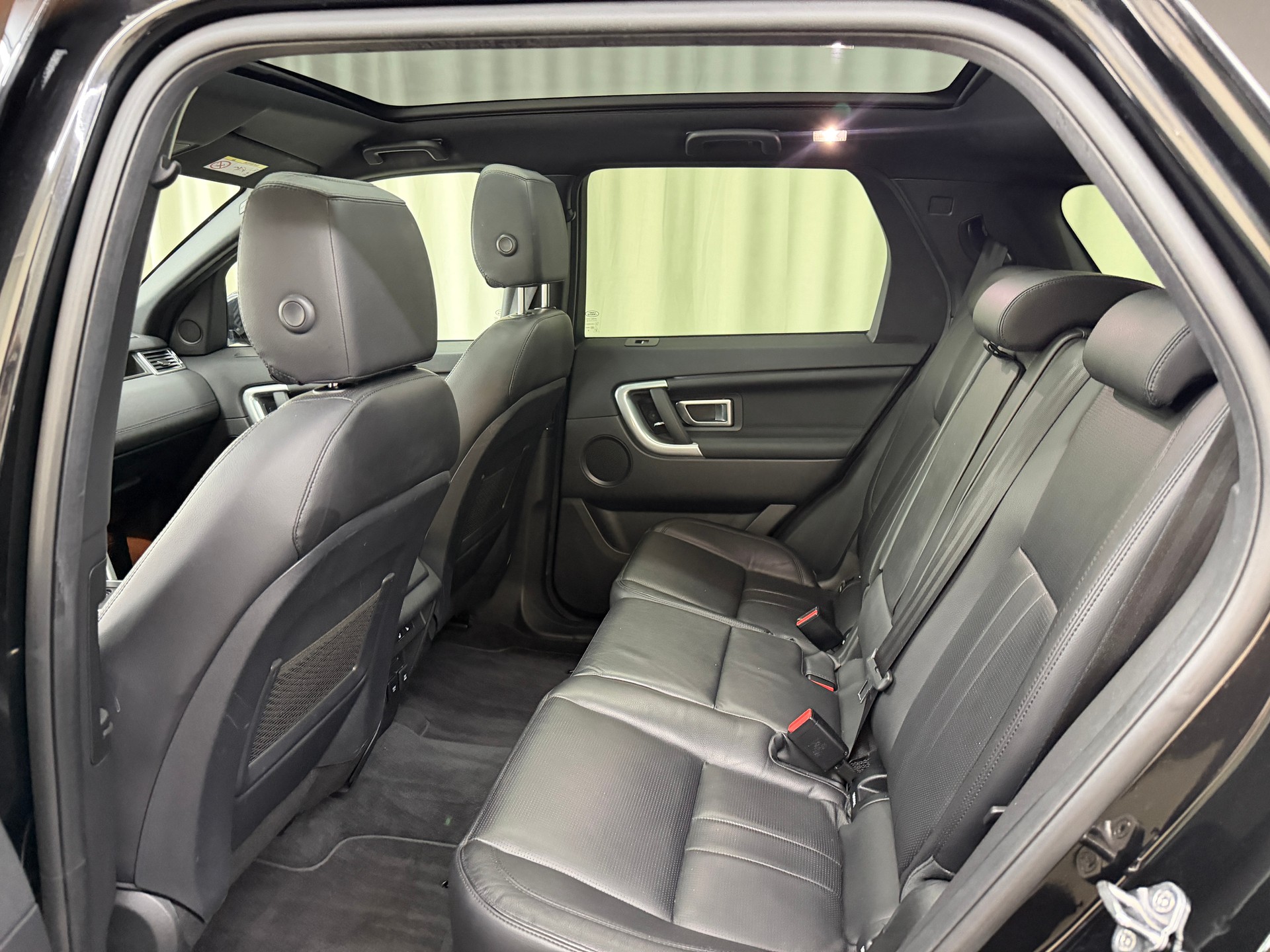 LAND ROVER Discovery Sport 2.0 Si4 HSE AT9-image-7