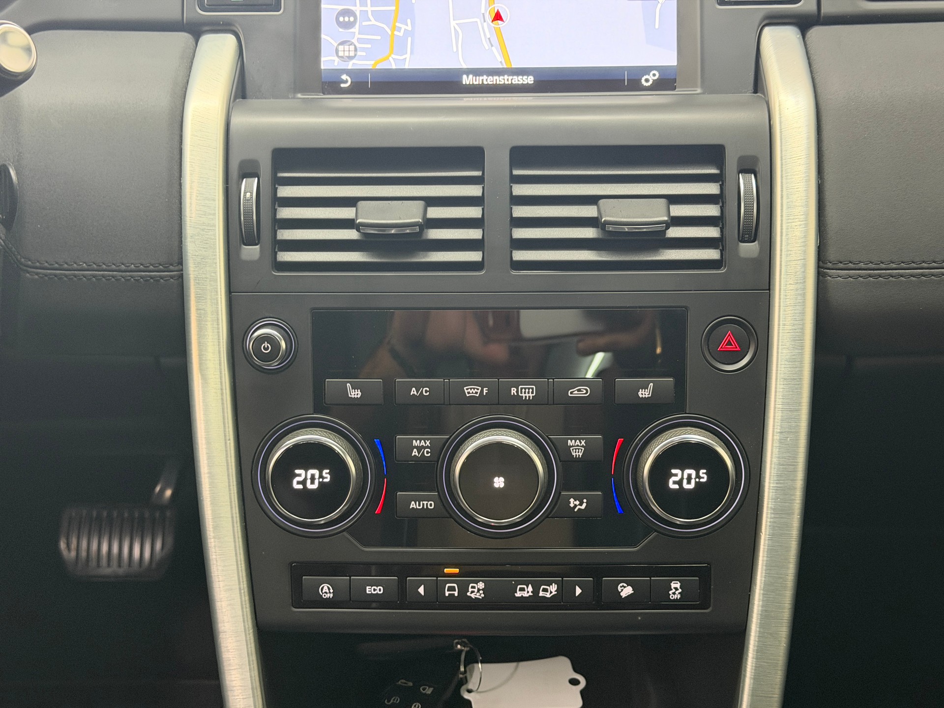LAND ROVER Discovery Sport 2.0 Si4 HSE AT9-image-12