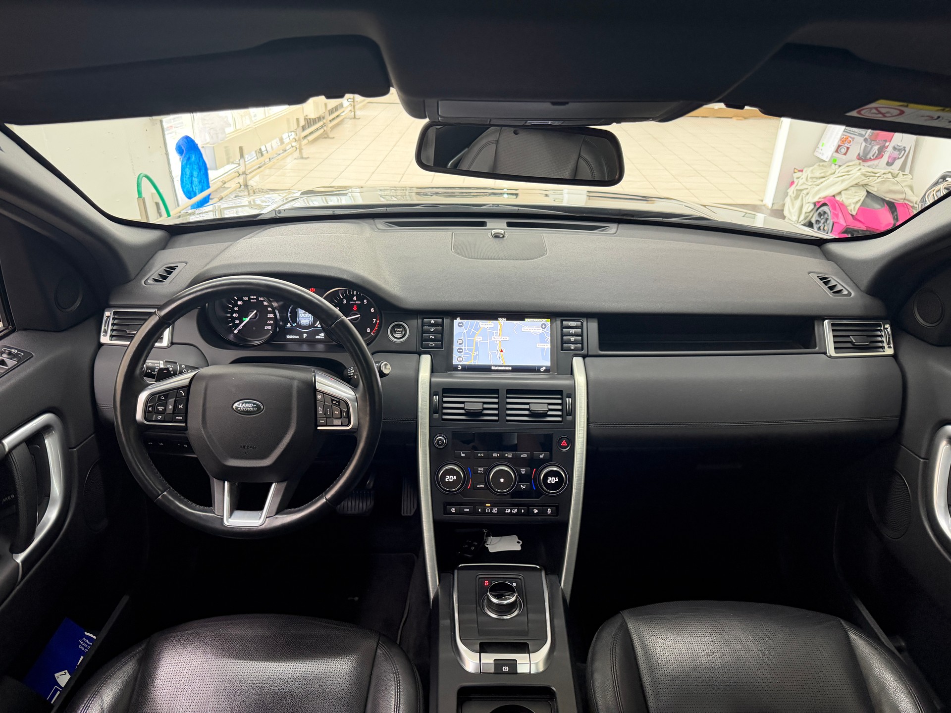 LAND ROVER Discovery Sport 2.0 Si4 HSE AT9-image-9