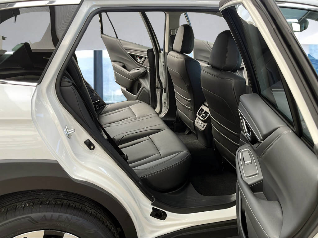 SUBARU Outback 2.5i Final Edition-image-10
