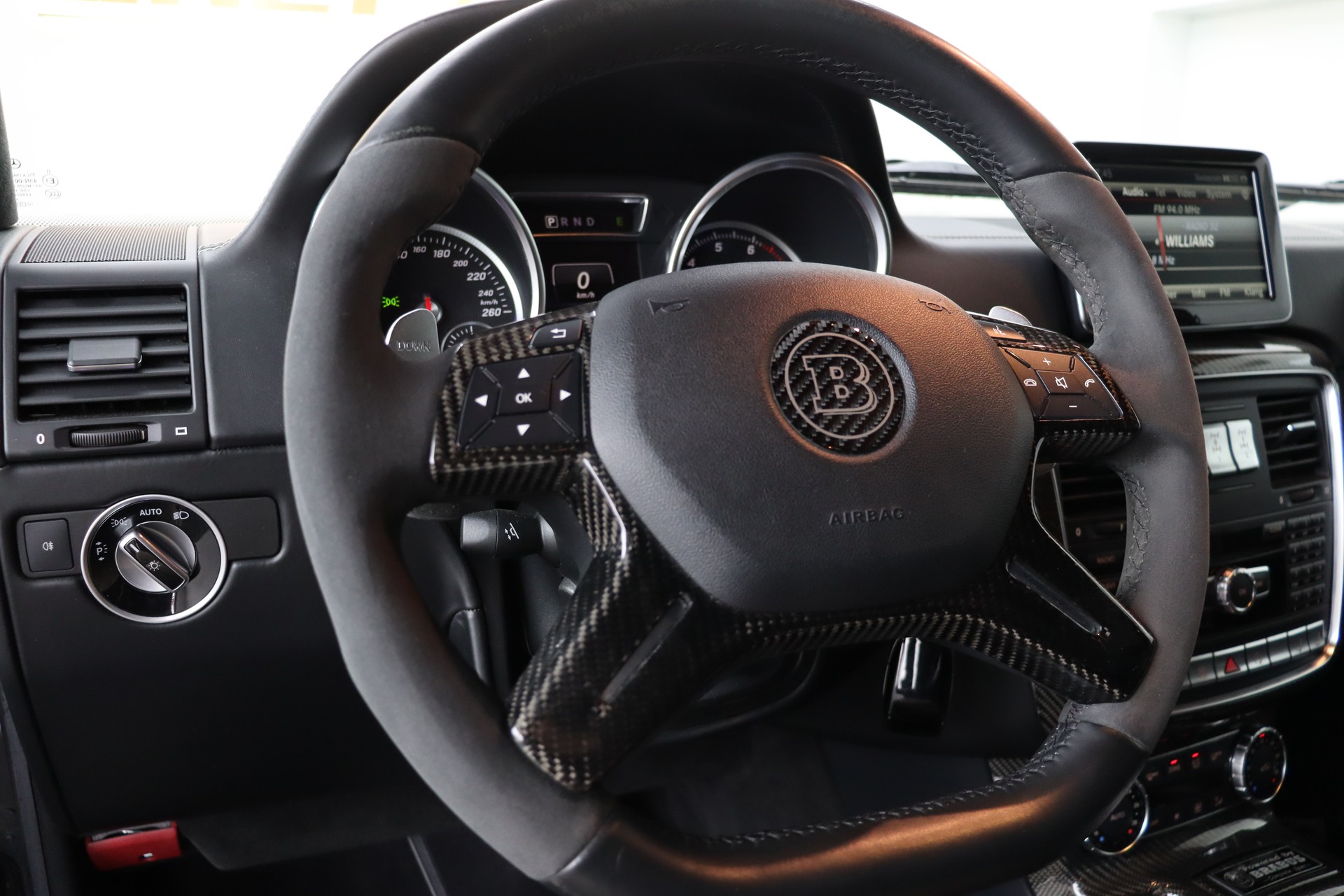 MERCEDES-BENZ G 500 4x42 7G-Tronic-image-24