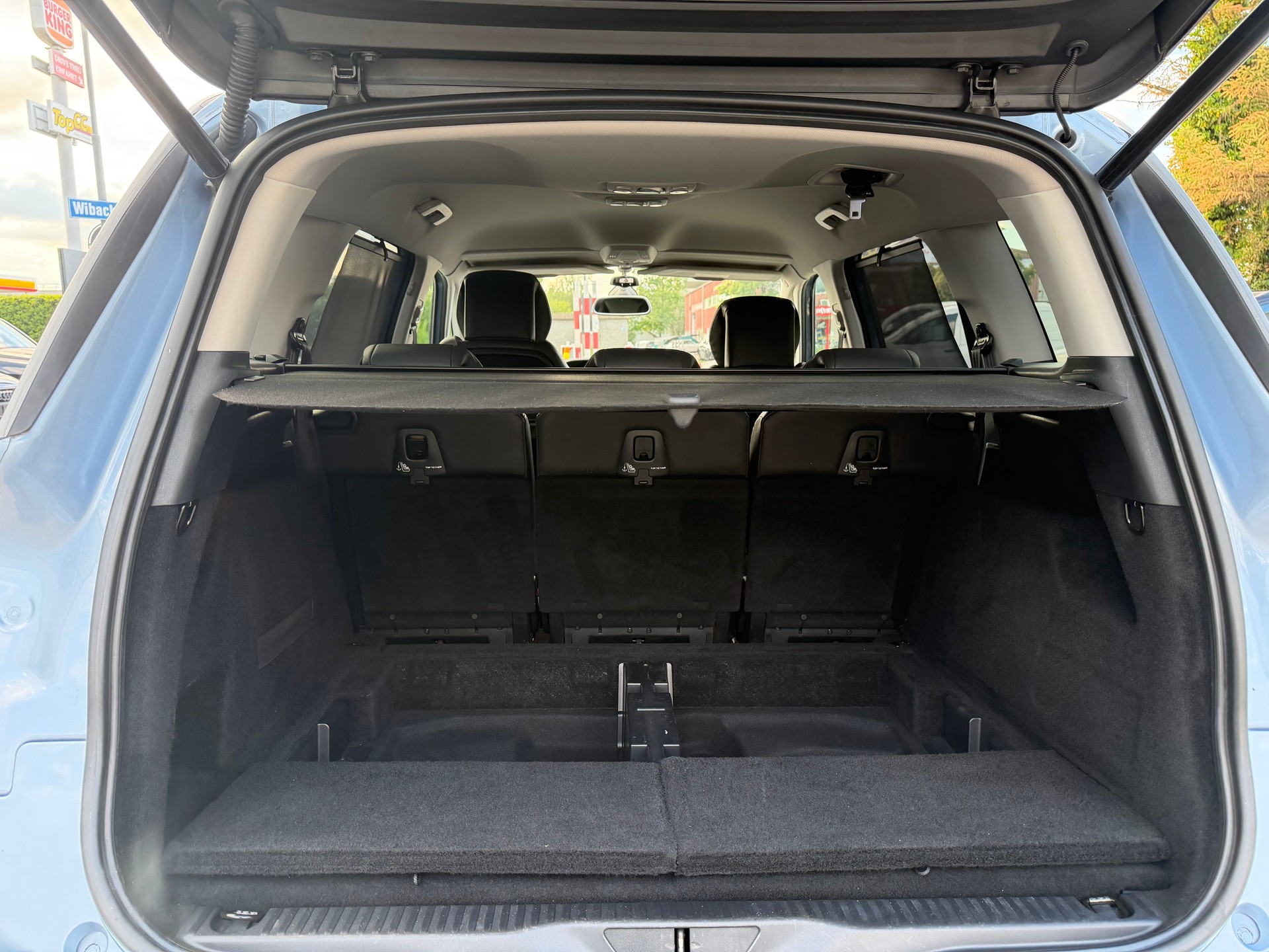 CITROEN Grand C4 Picasso 1.6 e-HDi Exclusive EGS6-image-13