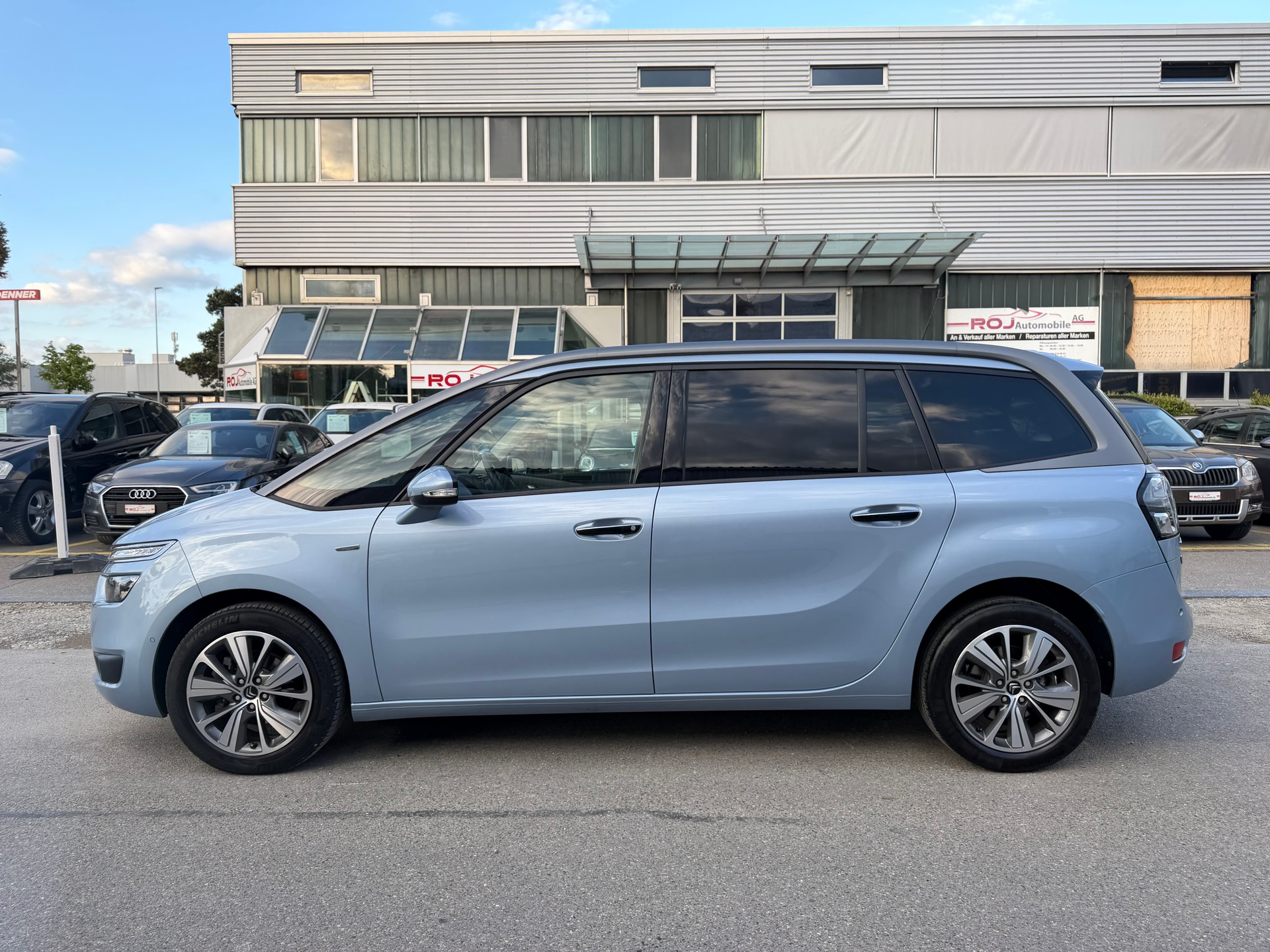 CITROEN Grand C4 Picasso 1.6 e-HDi Exclusive EGS6-image-0