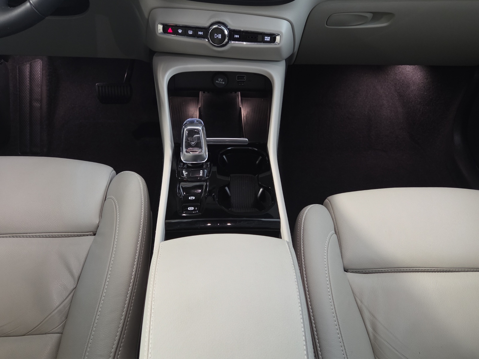 Image VOLVO XC40 XC40 T5 TwE Inscription