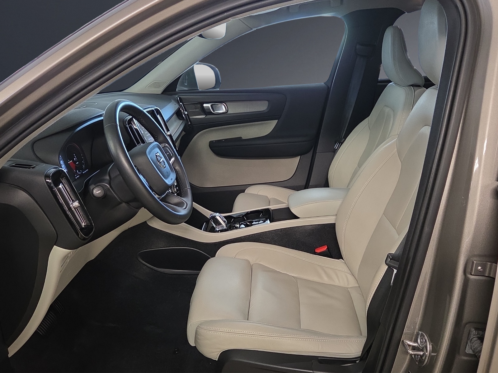 Image VOLVO XC40 XC40 T5 TwE Inscription