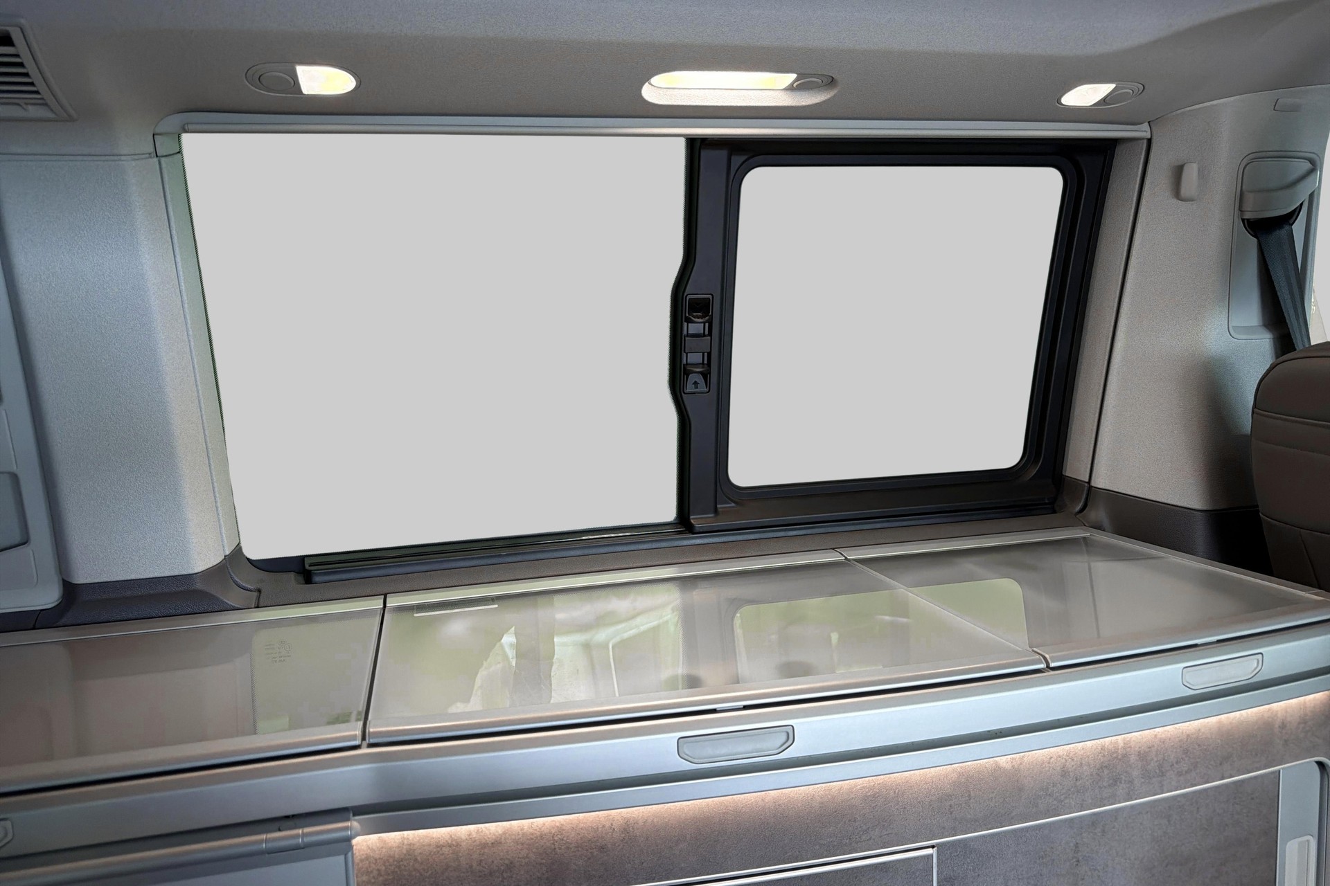 VW T6.1 California 2.0 TDI Ocean Liberty-image-25