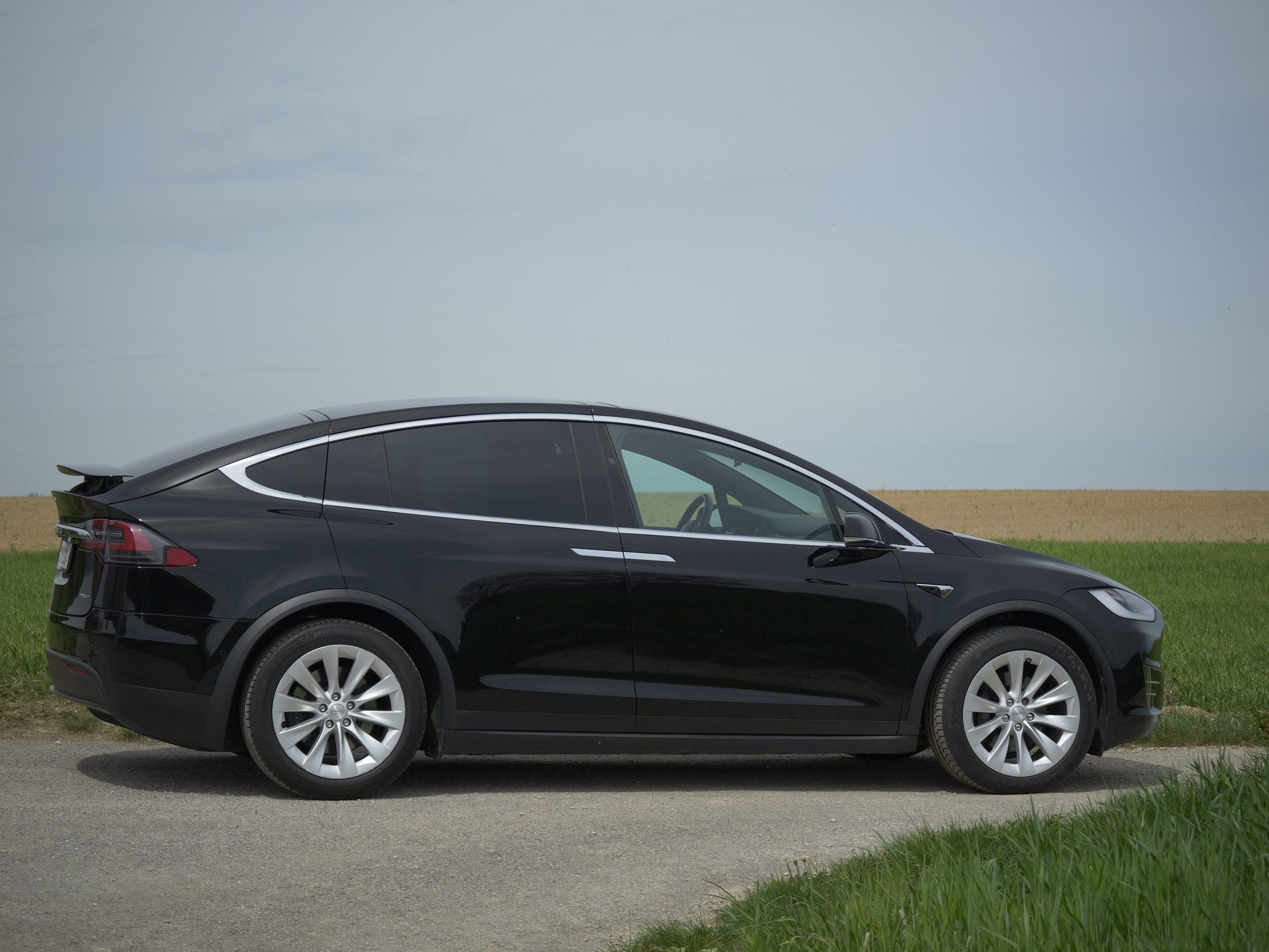 TESLA 75 D-image-14