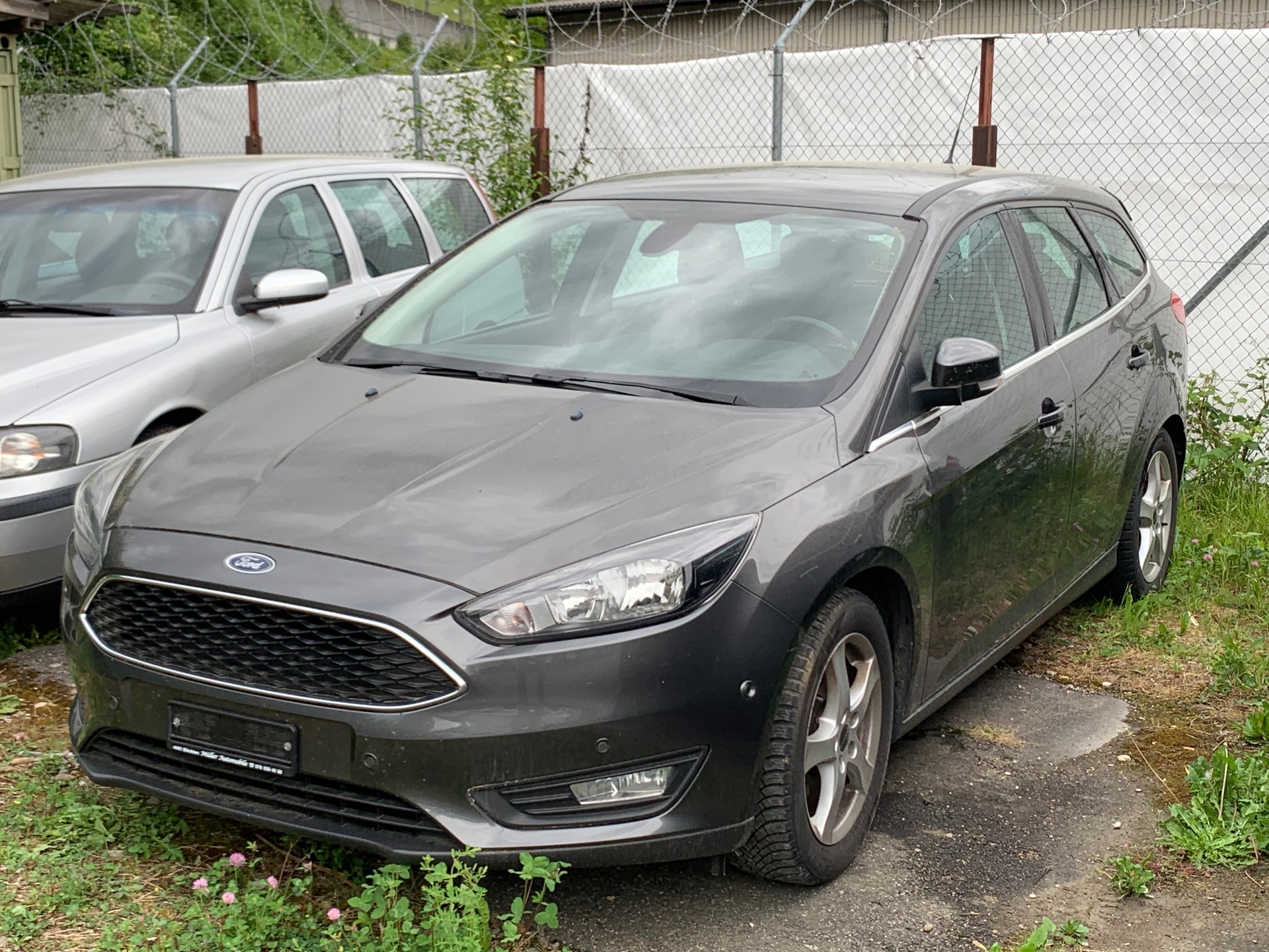 FORD Focus 1.0 SCTi Business-showroom-element-1