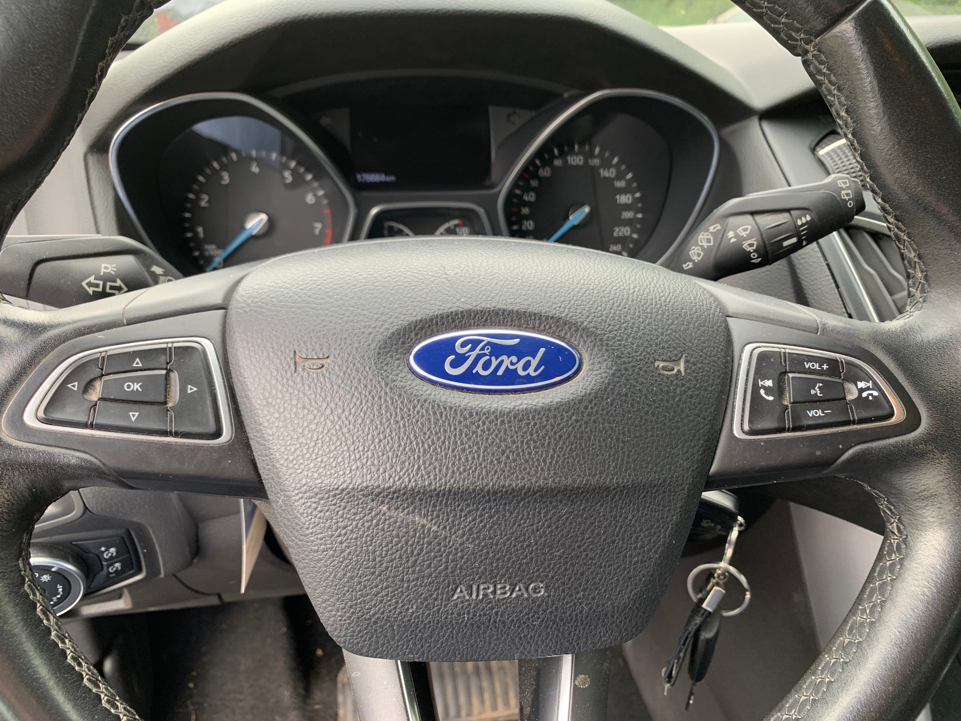 FORD Focus 1.0 SCTi Business-image-9