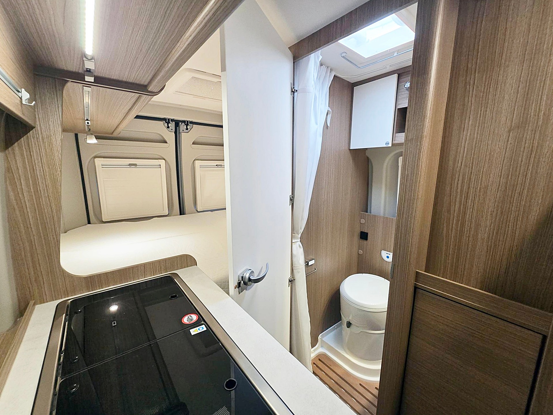 CARADO CVE 600 CLEVER + EDITION 2,3 DIESEL FIAT DUCATO PROFESSIONAL MJ 140-image-10