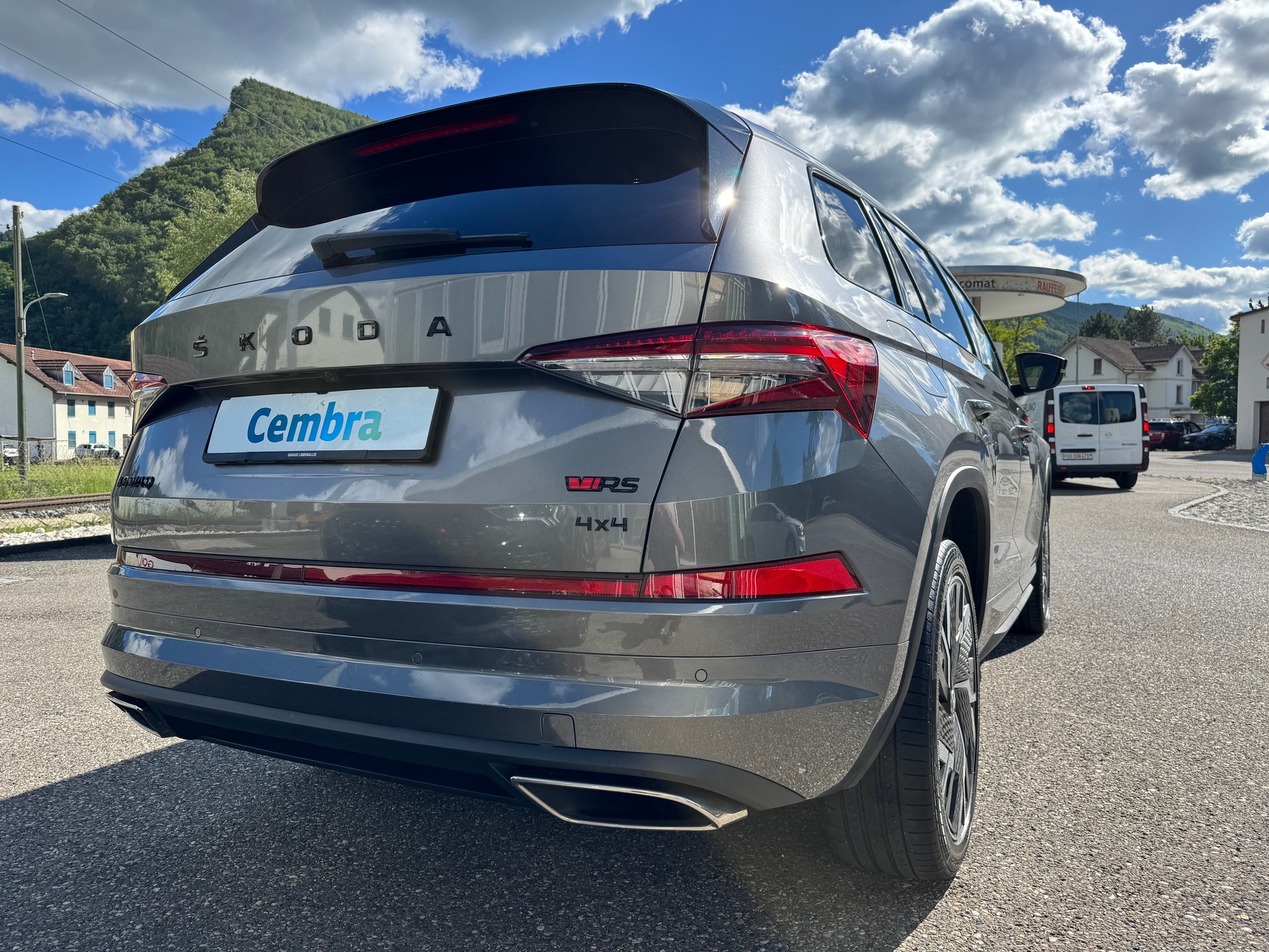 SKODA Kodiaq 2.0 TSI 4x4 RS-image-6