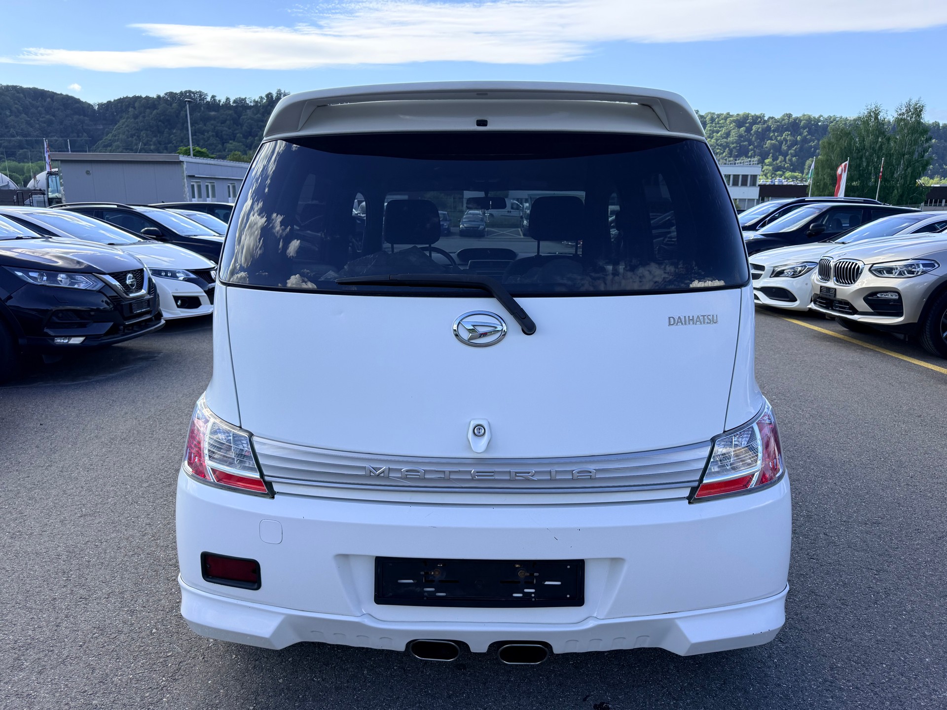 DAIHATSU Materia 1.5-showroom-element-1