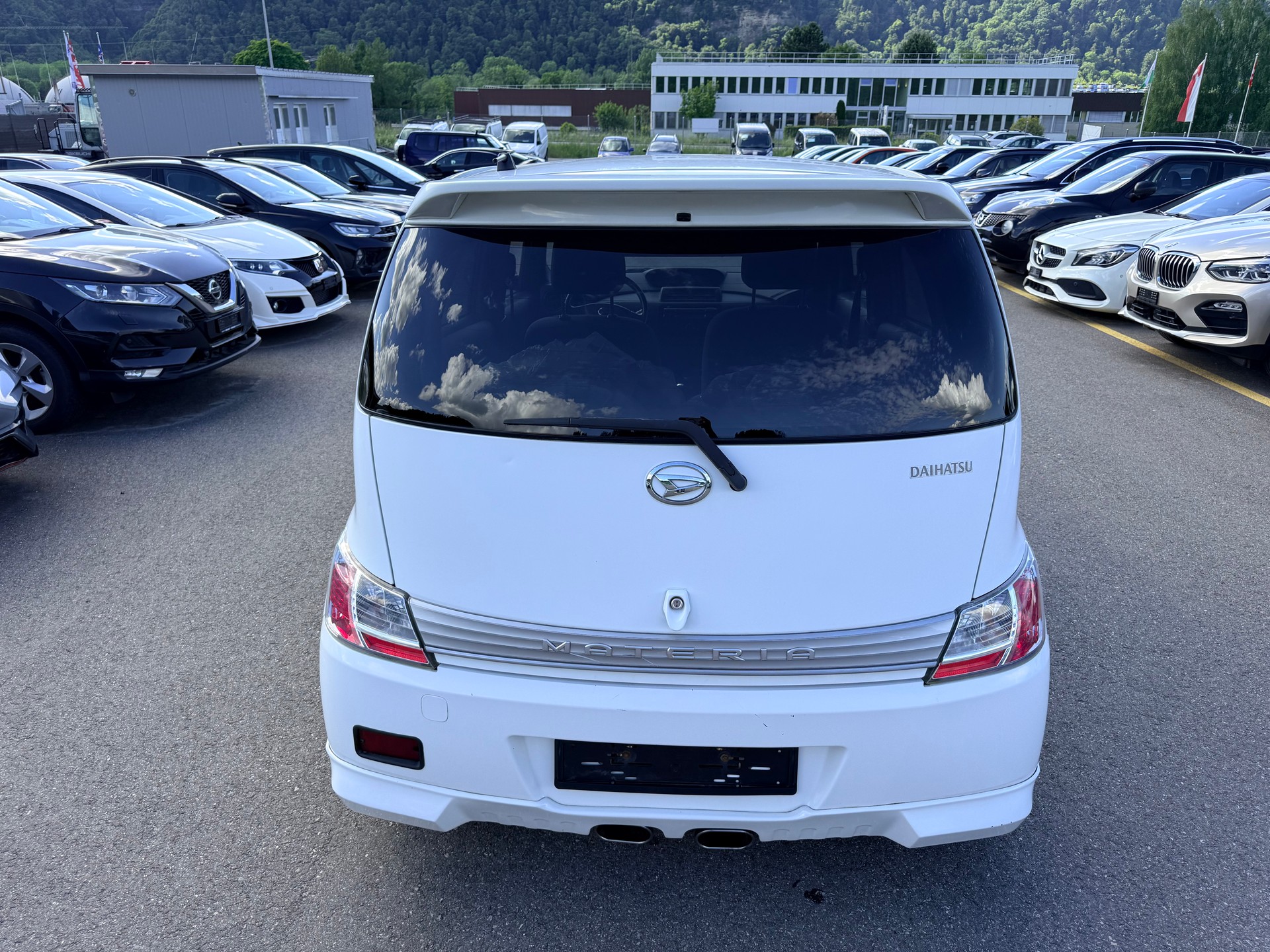 DAIHATSU Materia 1.5-showroom-element-2