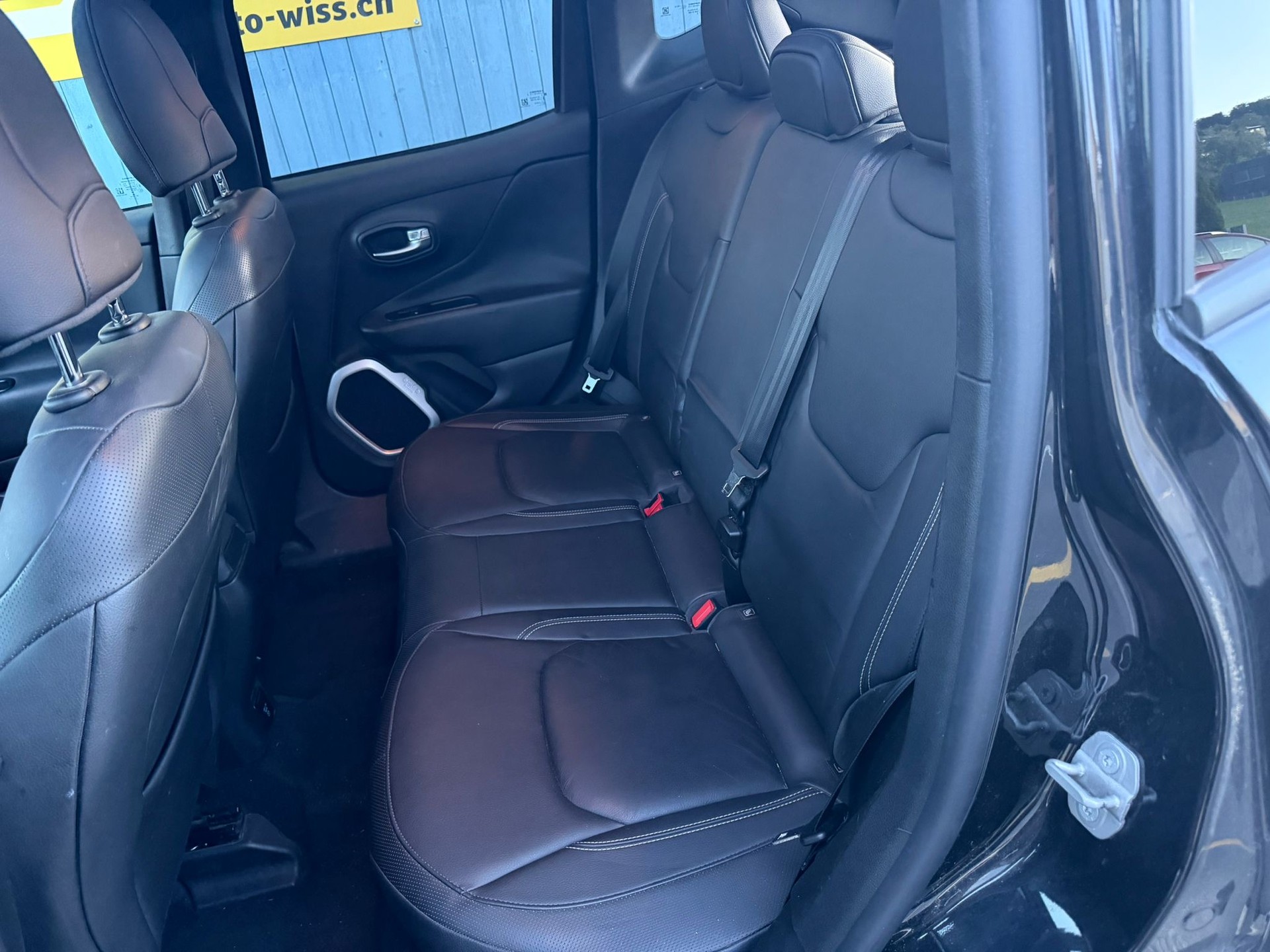 JEEP Renegade 2.0 CRD Limited AWD + Low Range 9ATX-image-11
