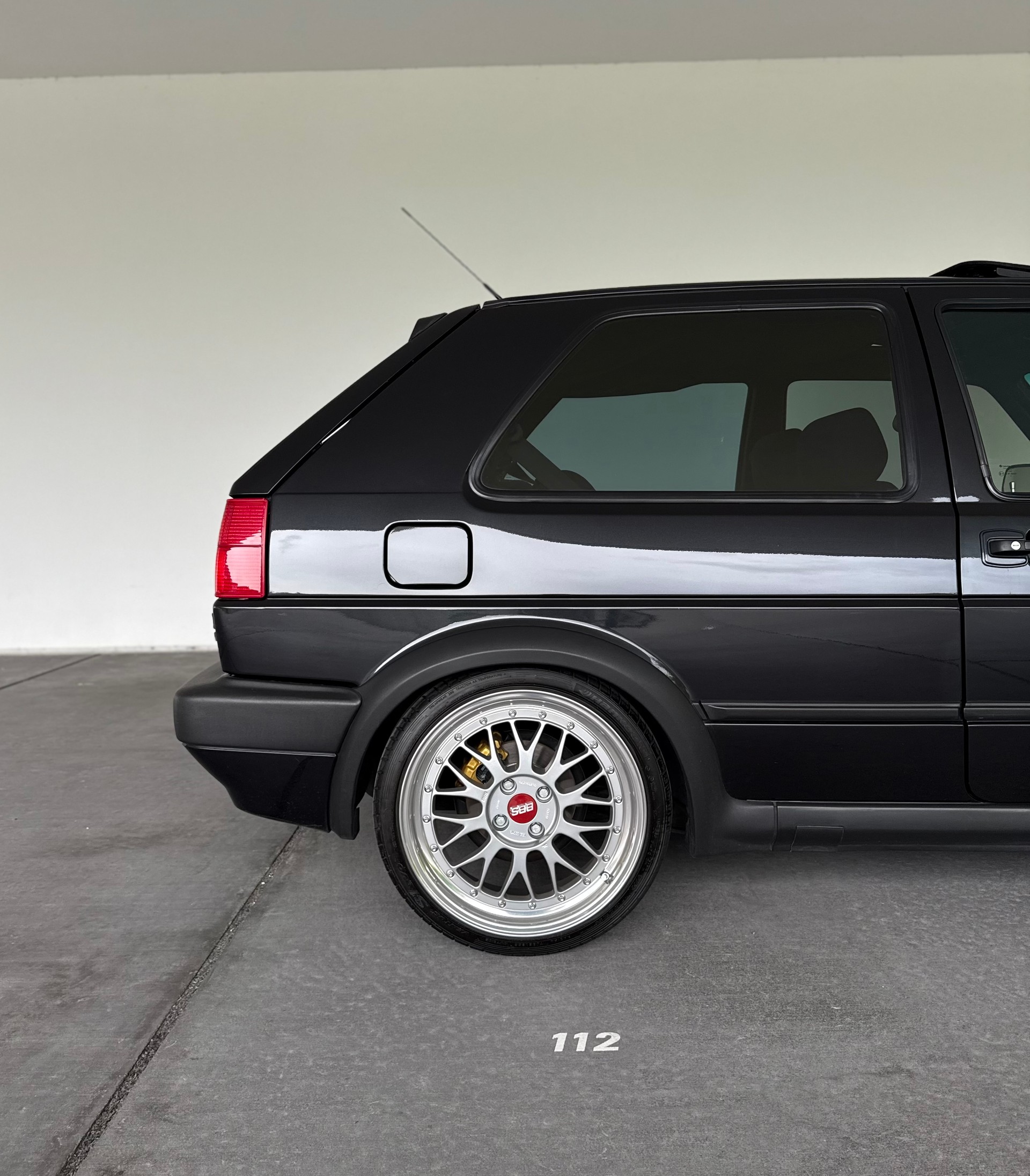 VW Golf 1800 GTI G60 Wolfsburg Edition-image-6