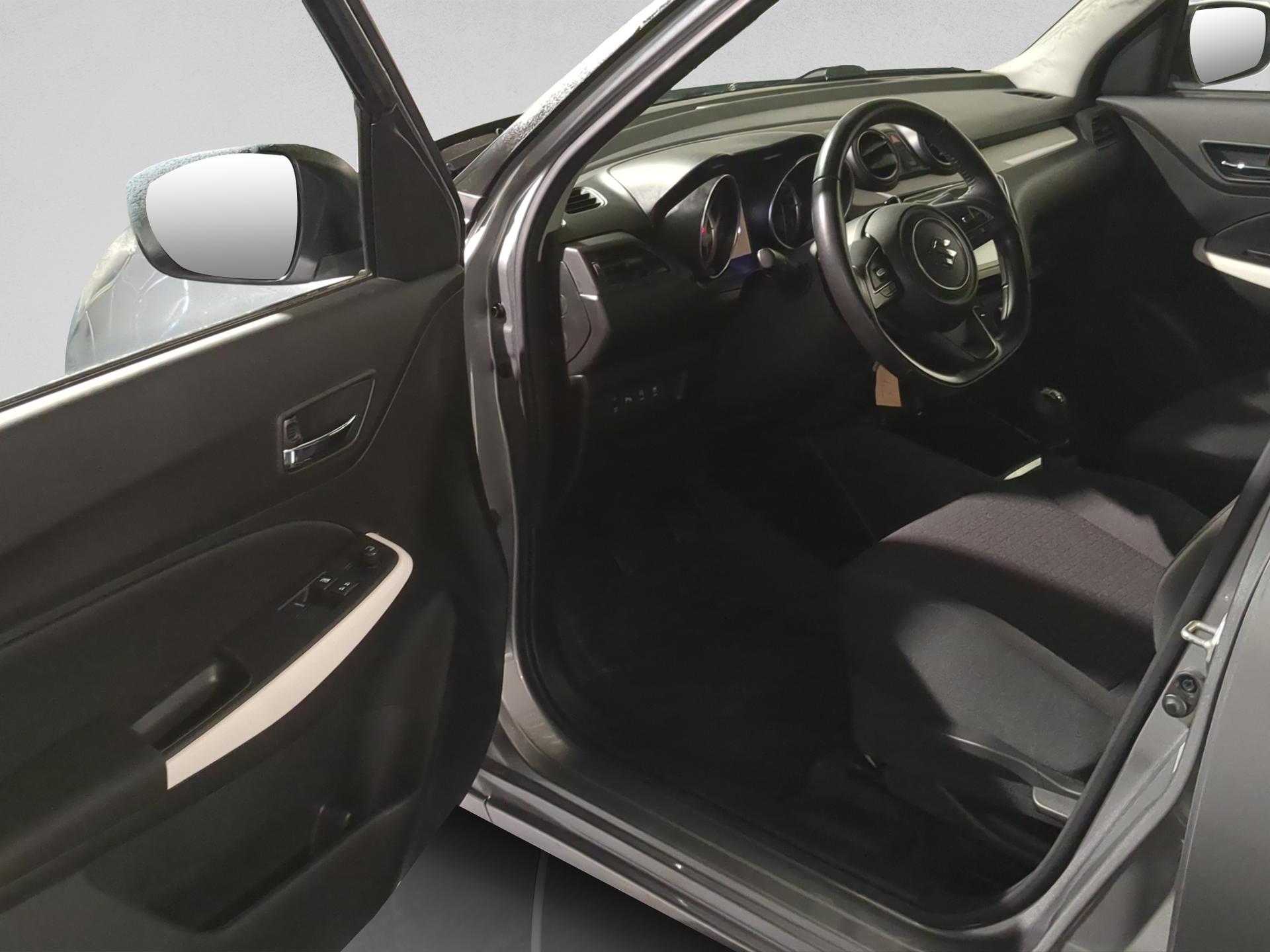 SUZUKI Swift 1.2 Compact + 4x4 Hybrid-image-22