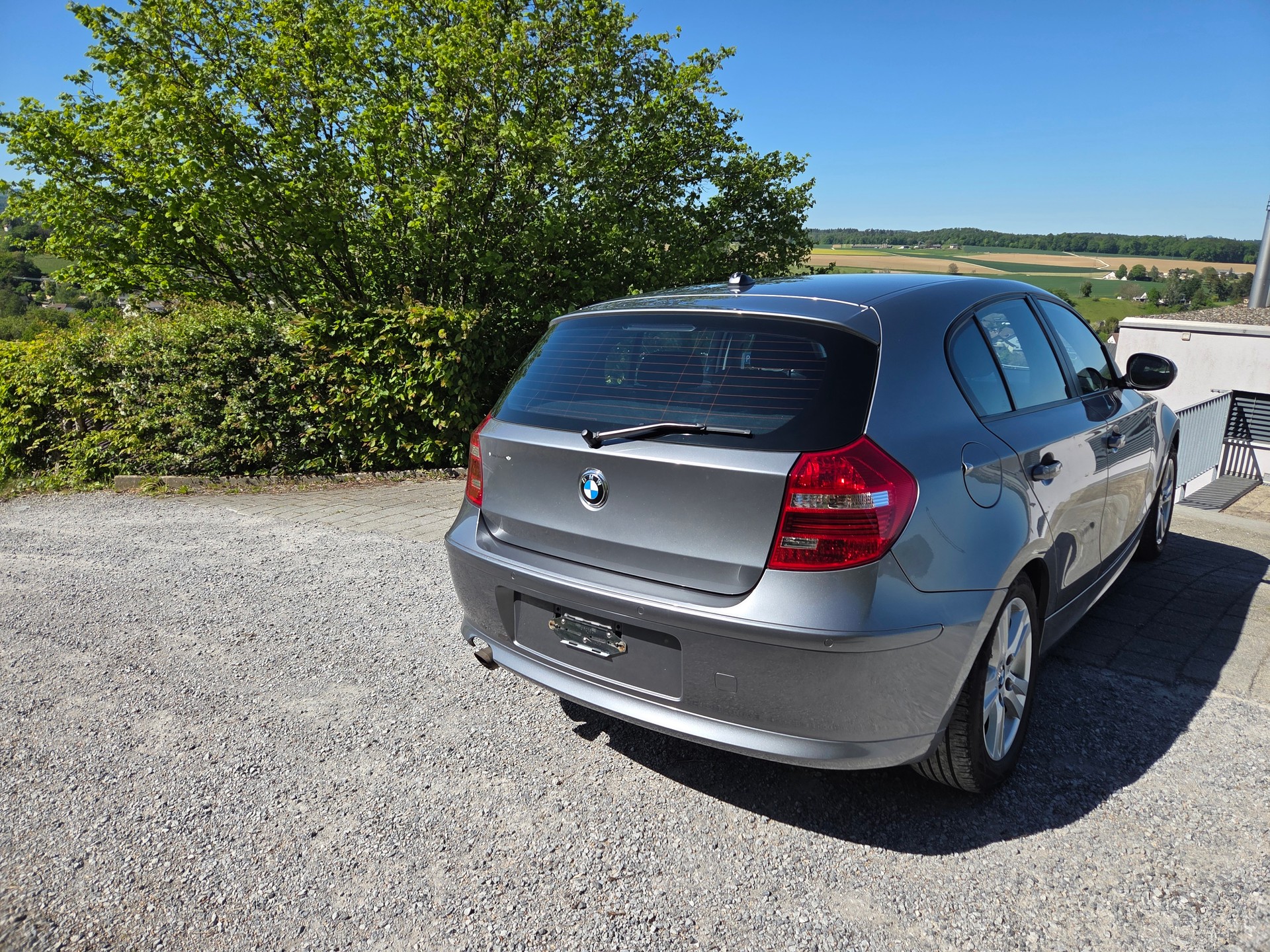 BMW 116i-image-6