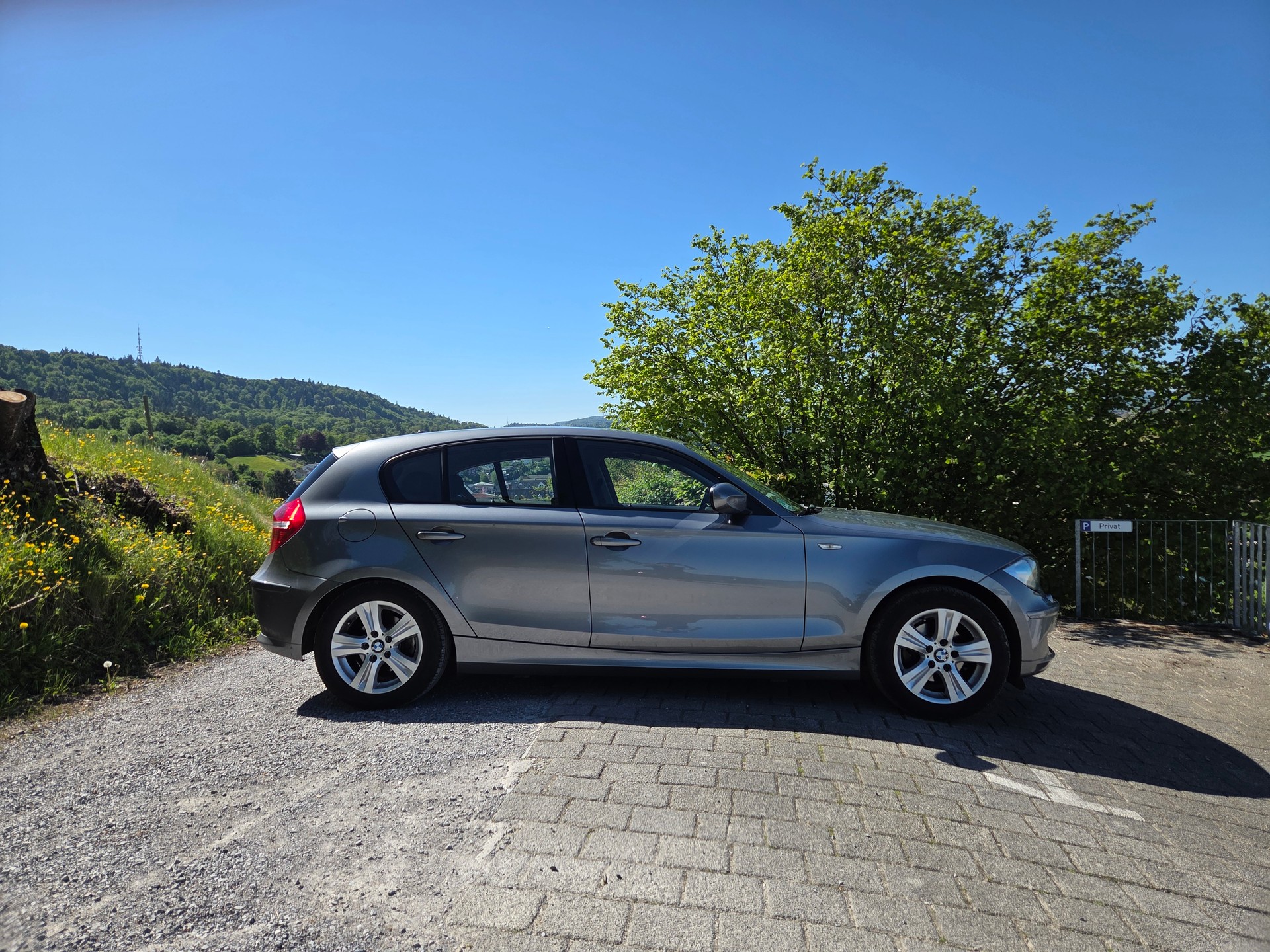 BMW 116i-image-2