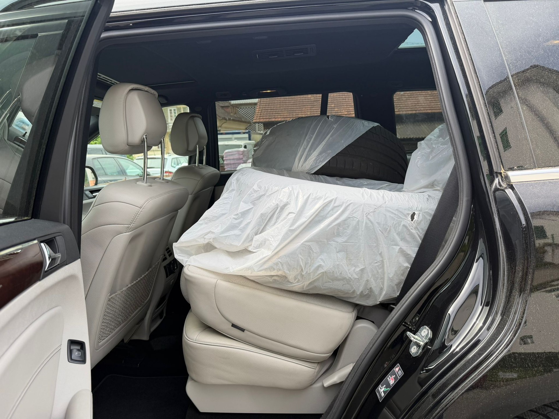 MERCEDES-BENZ GL 450 4Matic 7G-Tronic-image-5