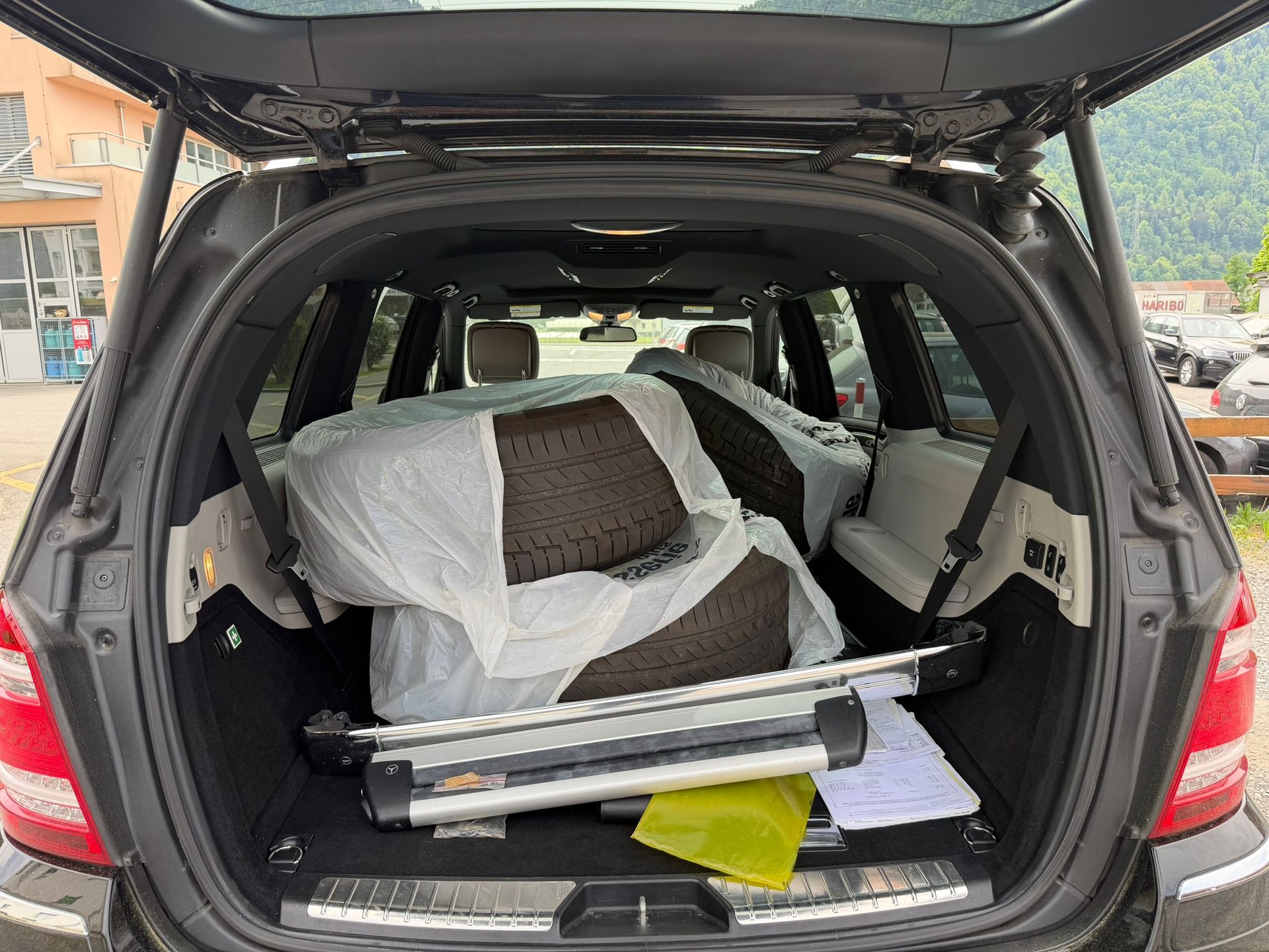 MERCEDES-BENZ GL 450 4Matic 7G-Tronic-image-4