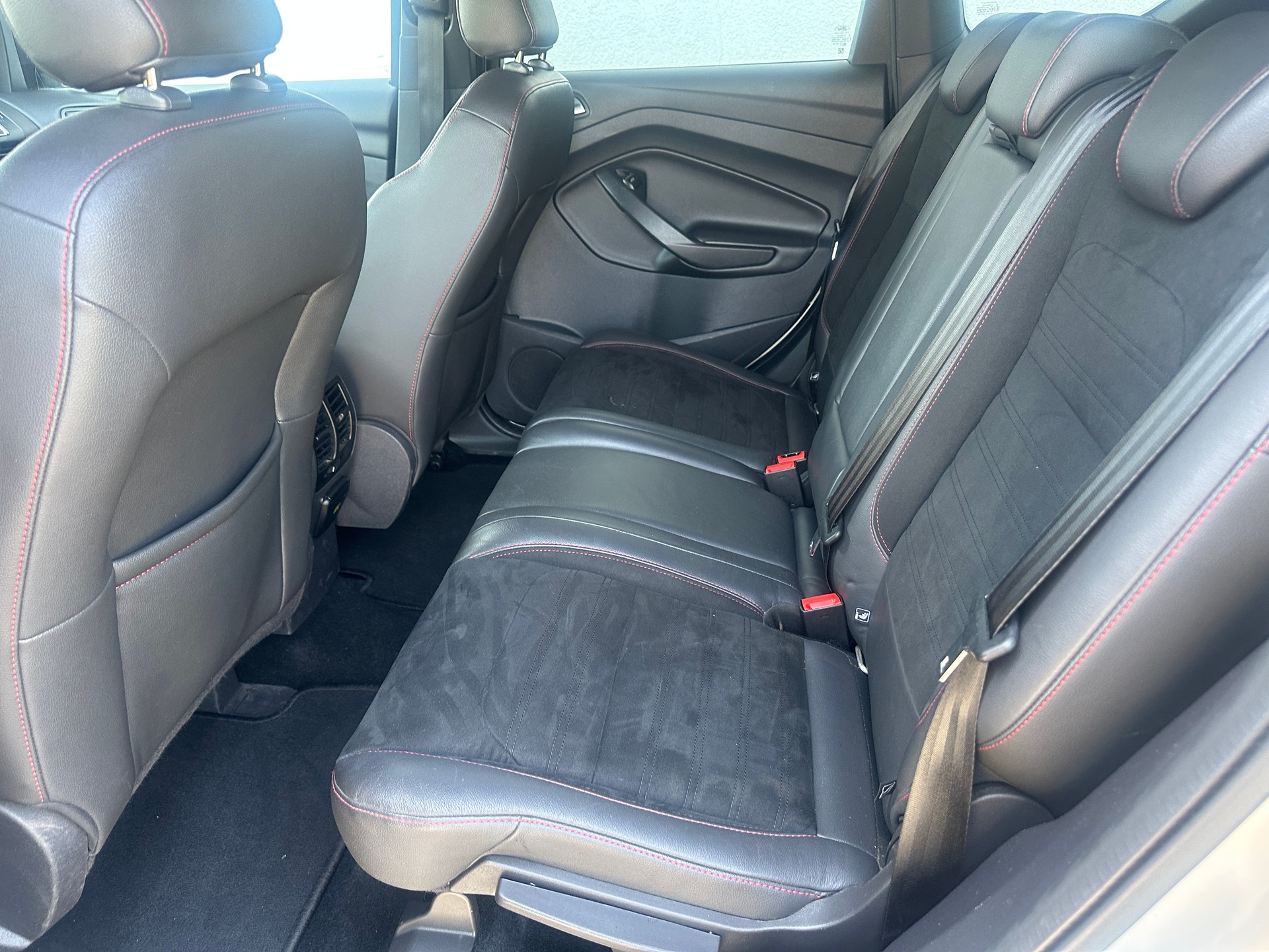 FORD Kuga 2.0 TDCi ST Line High 4WD PowerShift-image-5