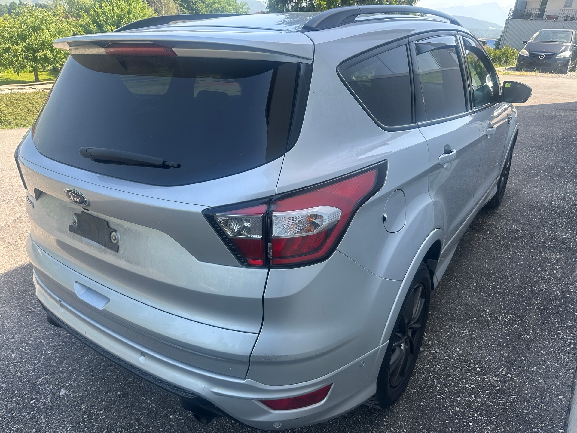 FORD Kuga 2.0 TDCi ST Line High 4WD PowerShift-image-3