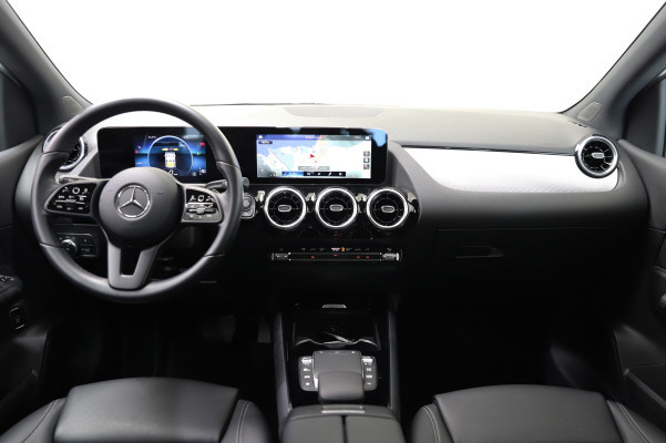 MERCEDES-BENZ B 200 d 4Matic Swiss Star-image-9