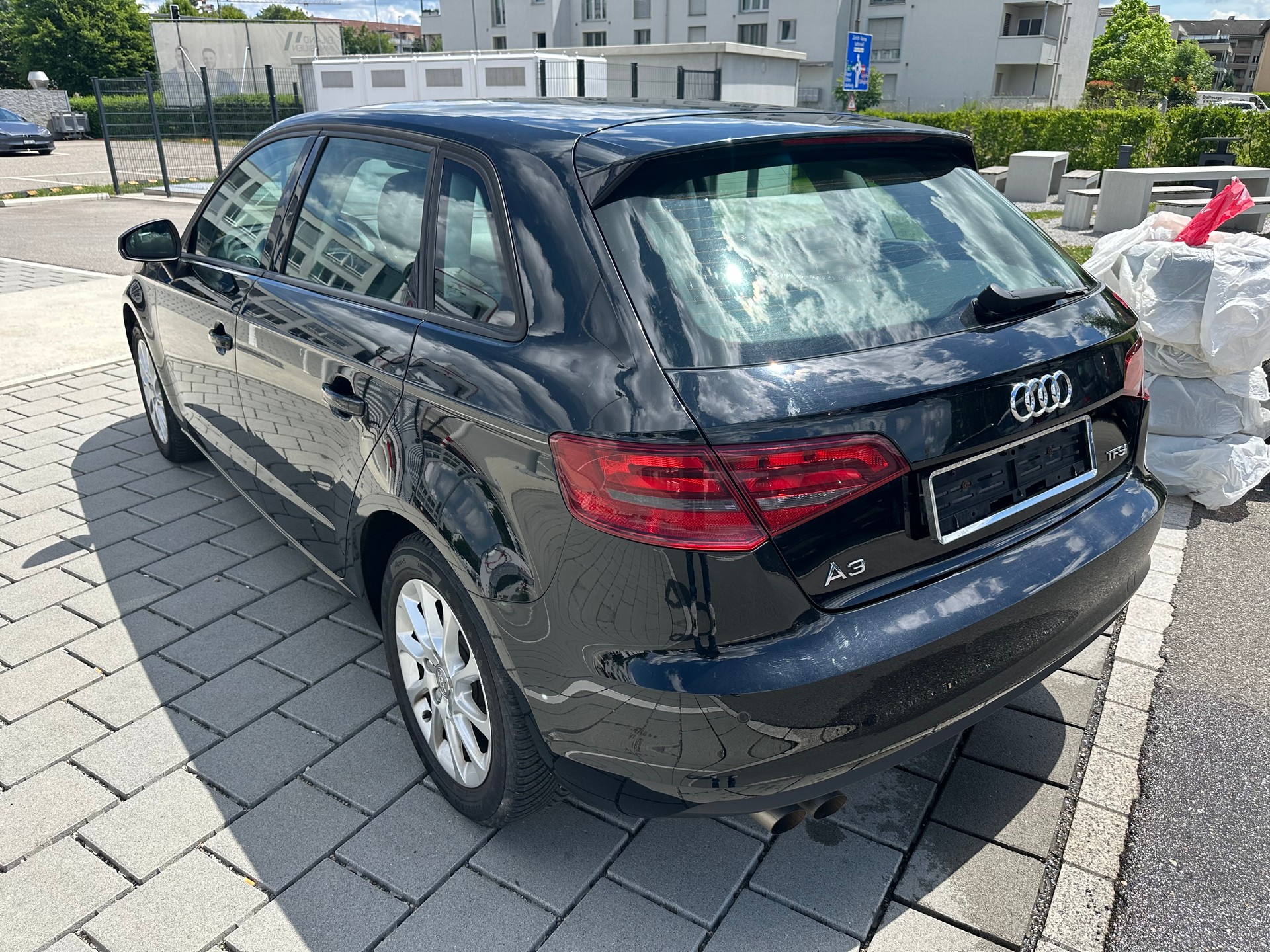 AUDI A3 Sportback 1.4 TFSI Ambiente-image-2