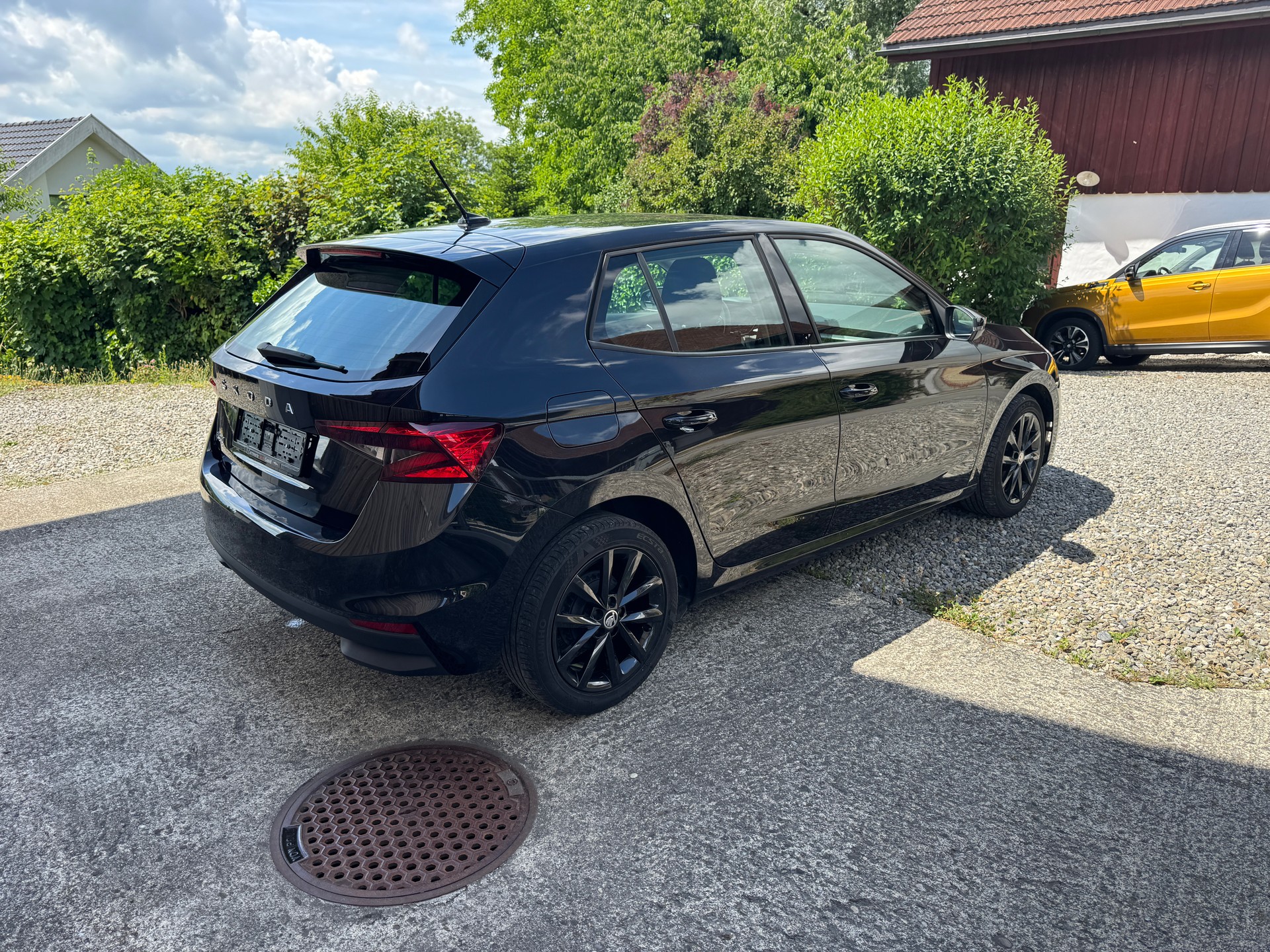 SKODA Fabia 1.0 MPI Ambition-image-3