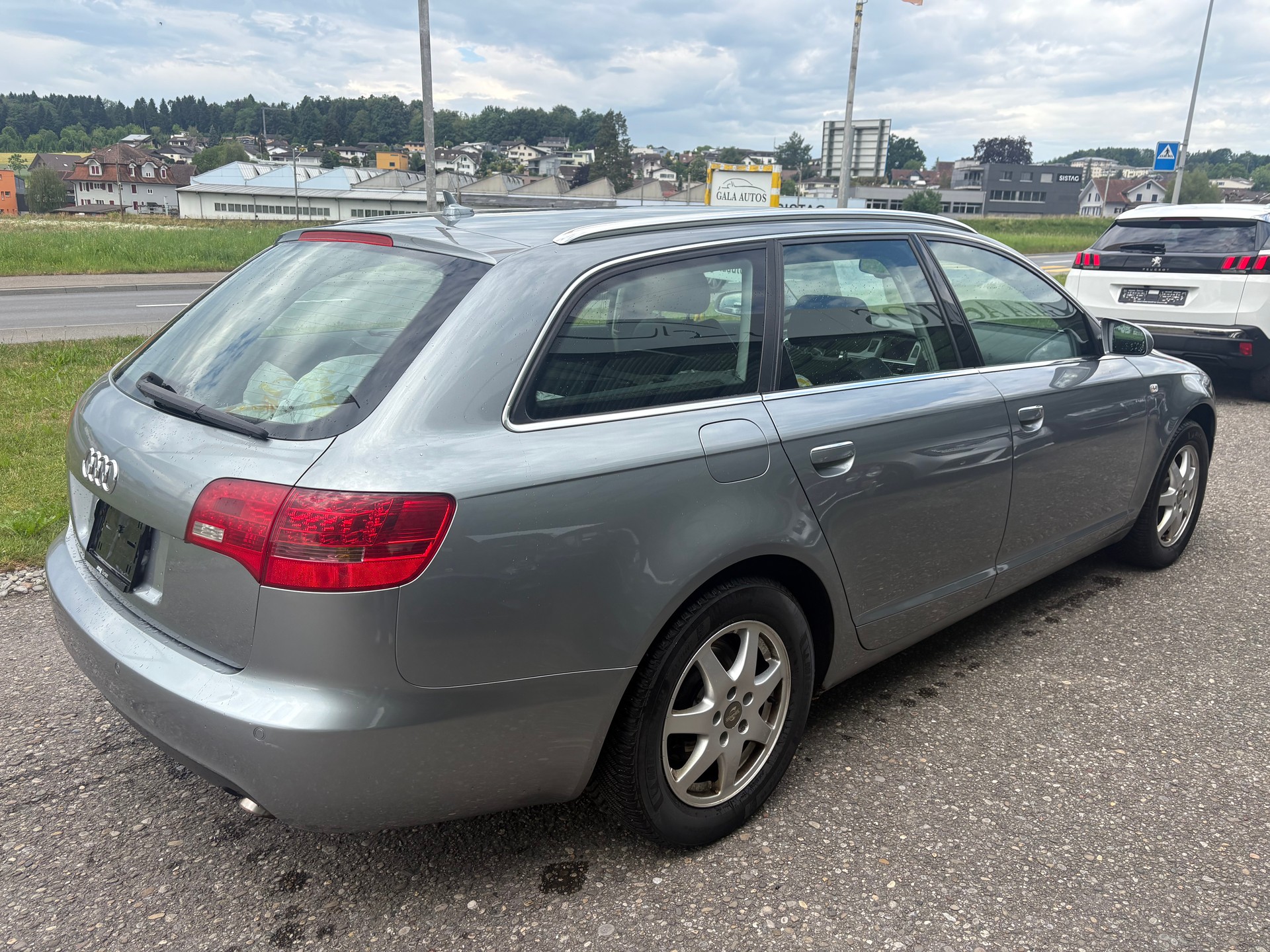 AUDI A6 Avant 2.7 V6 TDI-image-2