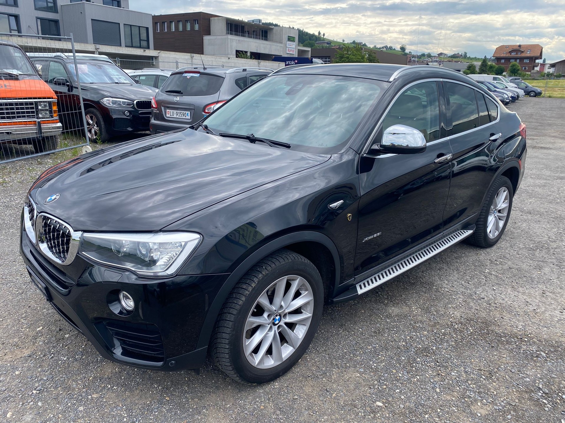 BMW X4 xDrive 28i xLine Steptronic-image-0