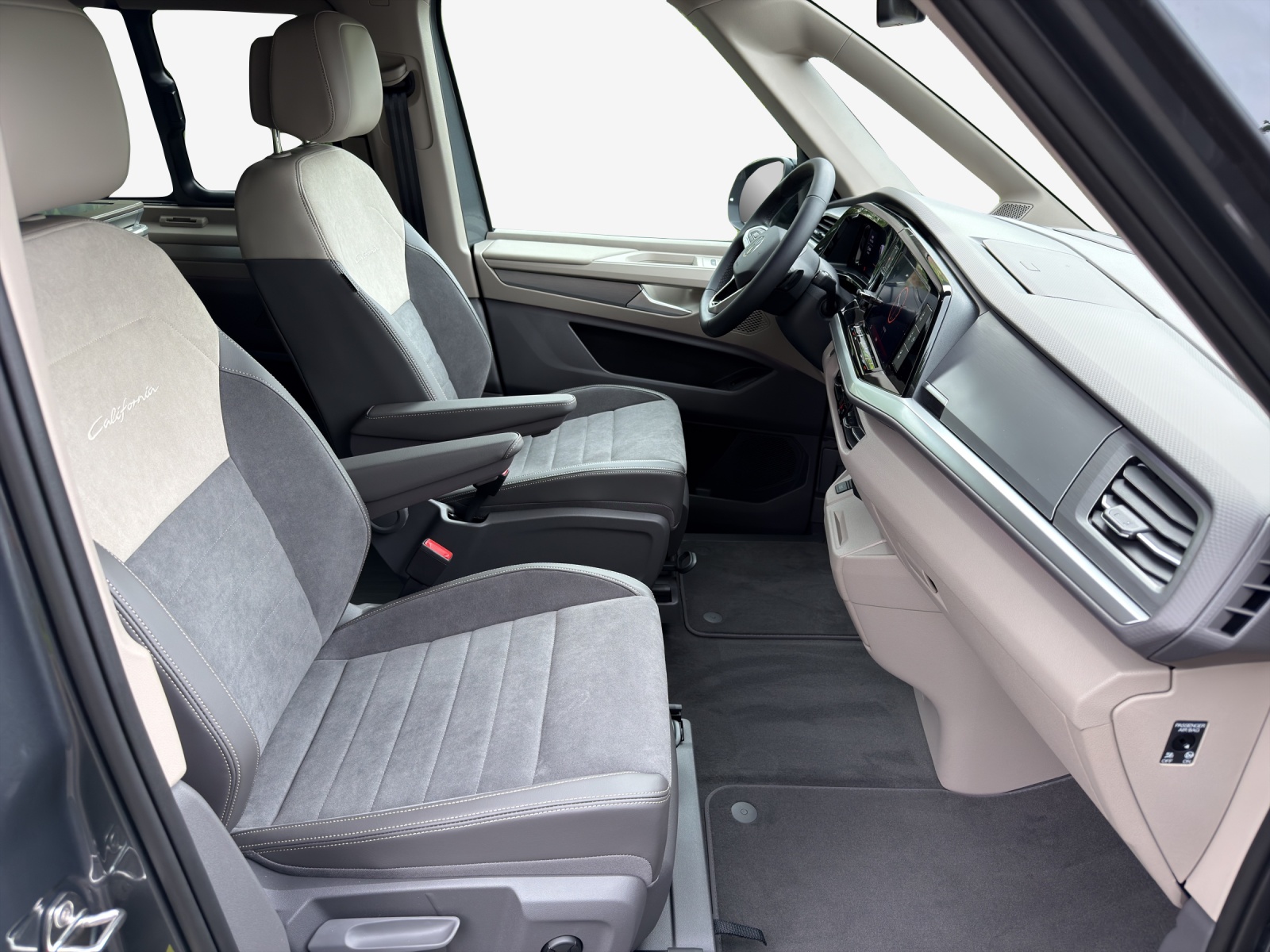 VW California eHybrid Ocean Liberty 4Motion-image-15