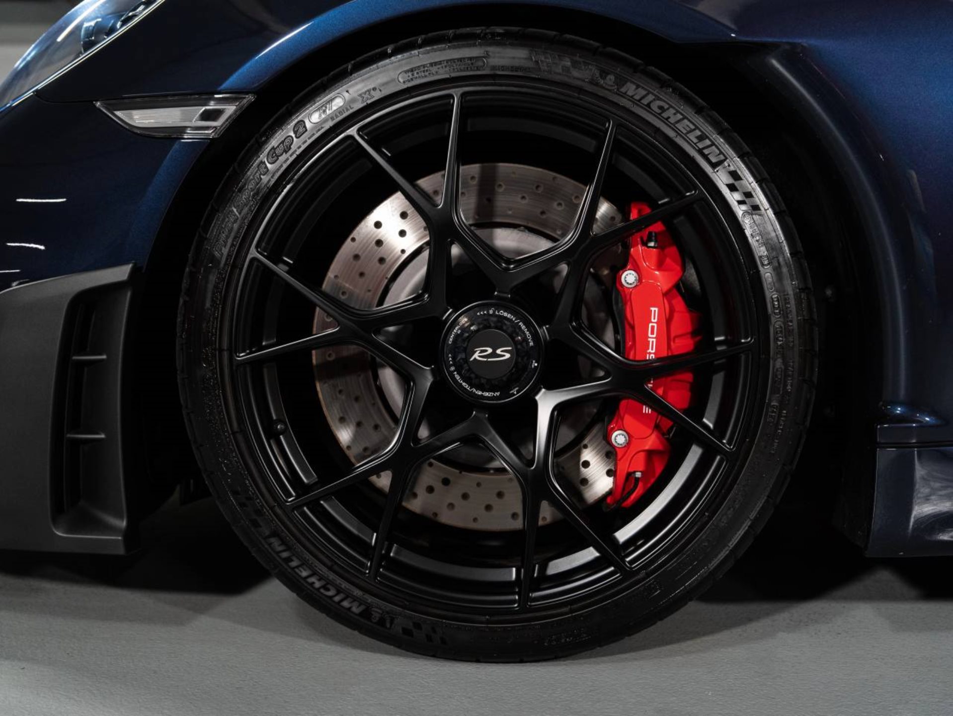 PORSCHE 718 Spyder RS (MY24)-image-22