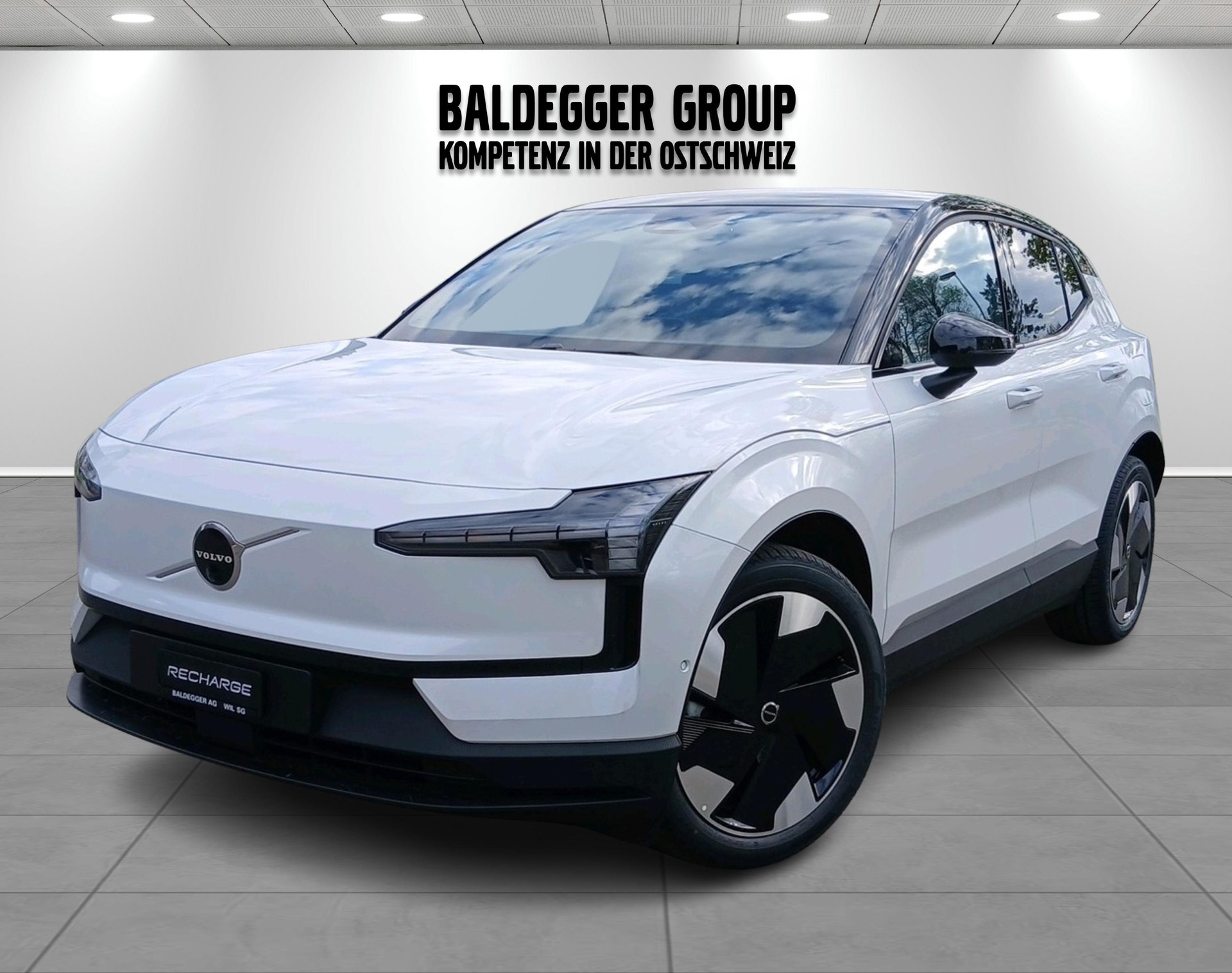 VOLVO EX 30 E60 Twin Ultra Performanc-image-6