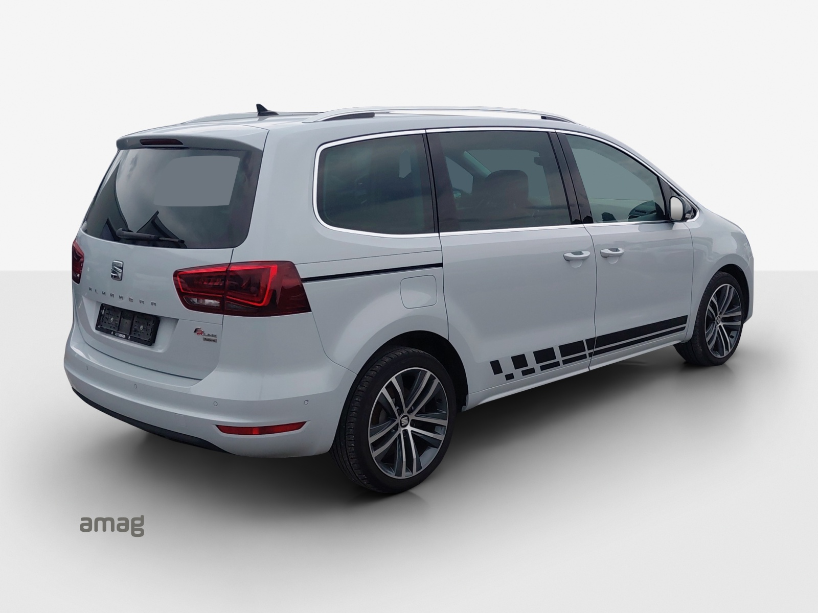 SEAT Alhambra 2.0 TDI 4Drive SWISS FR-image-4
