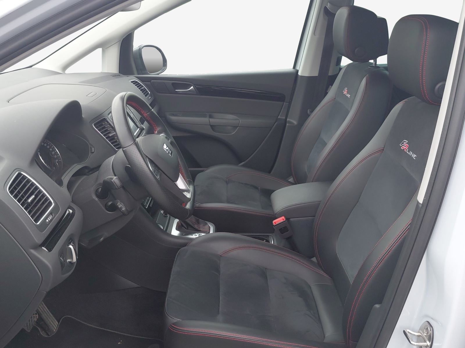 SEAT Alhambra 2.0 TDI 4Drive SWISS FR-image-7