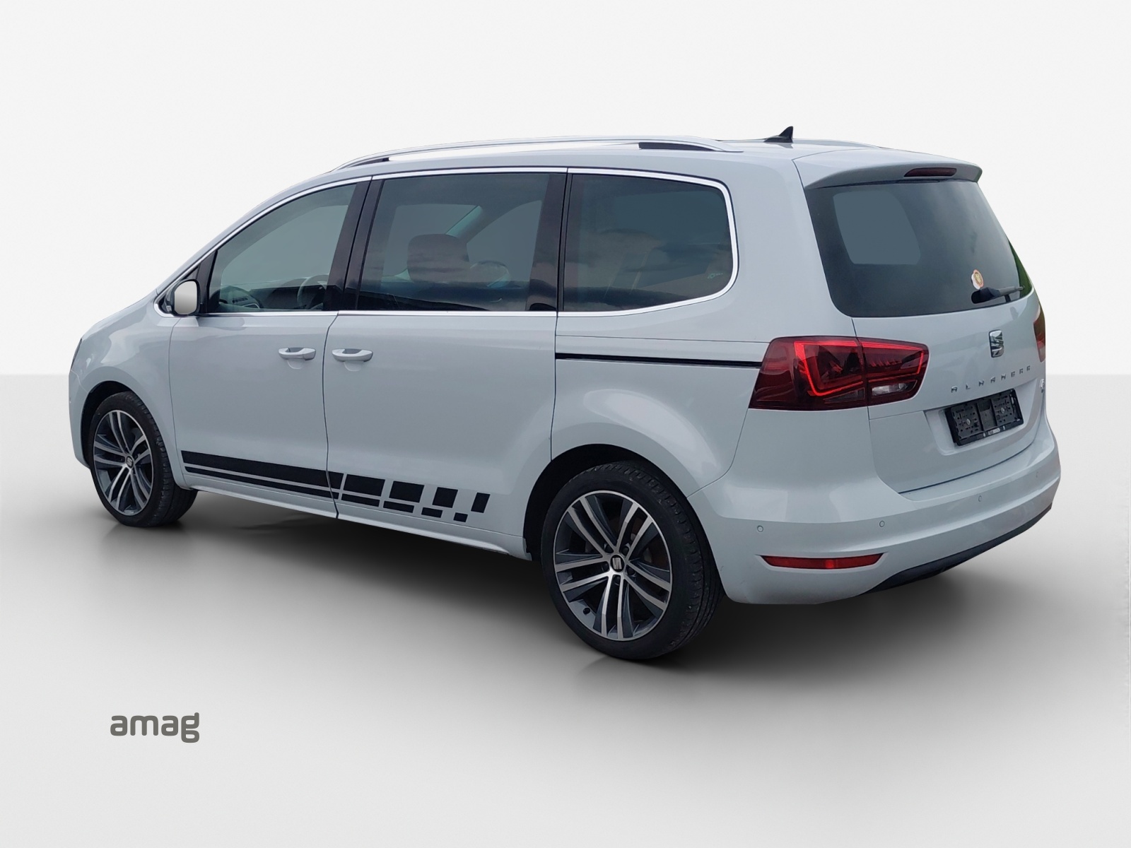 SEAT Alhambra 2.0 TDI 4Drive SWISS FR-image-2