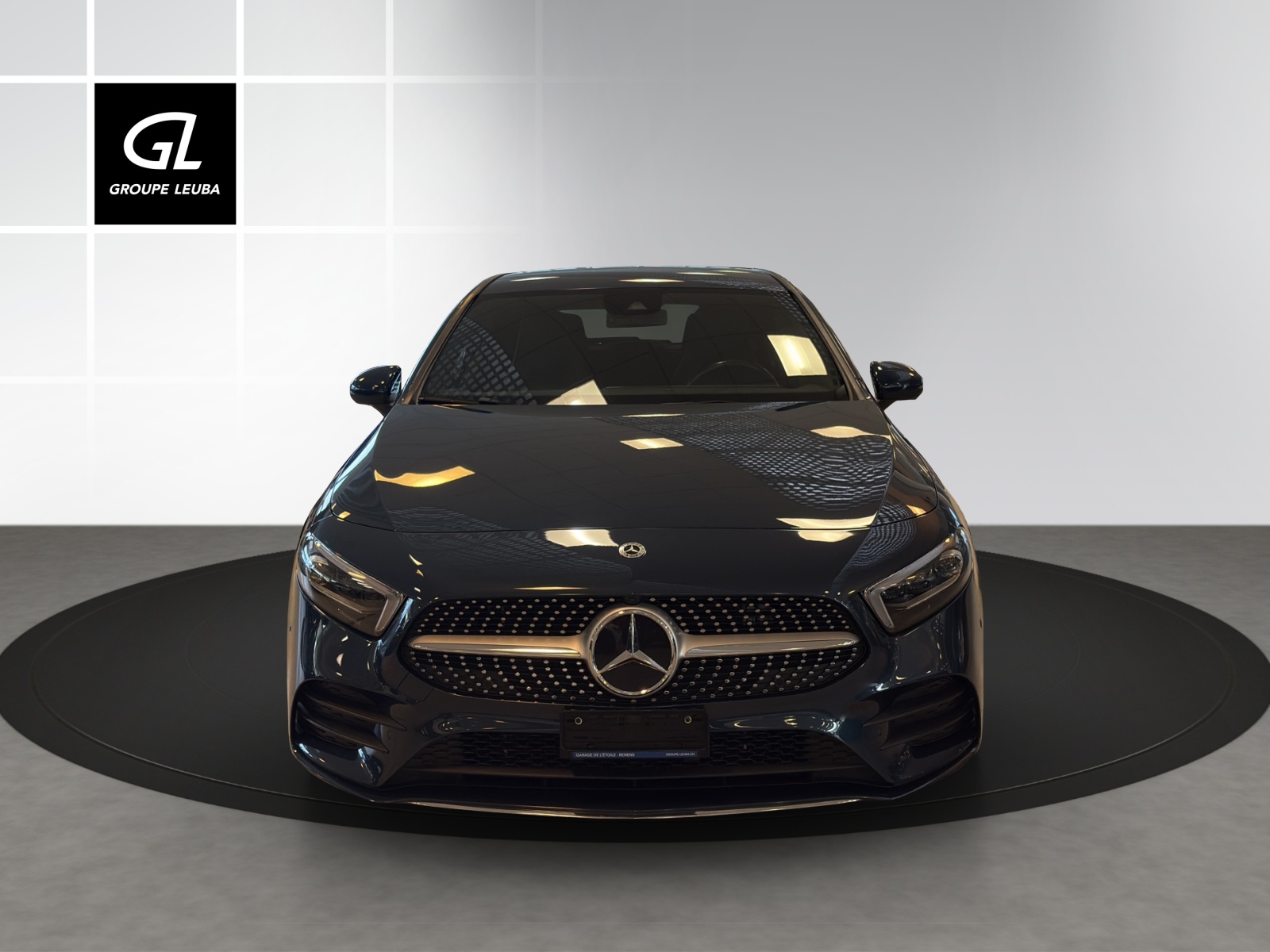 MERCEDES-BENZ A 250e AMG Line-image-1