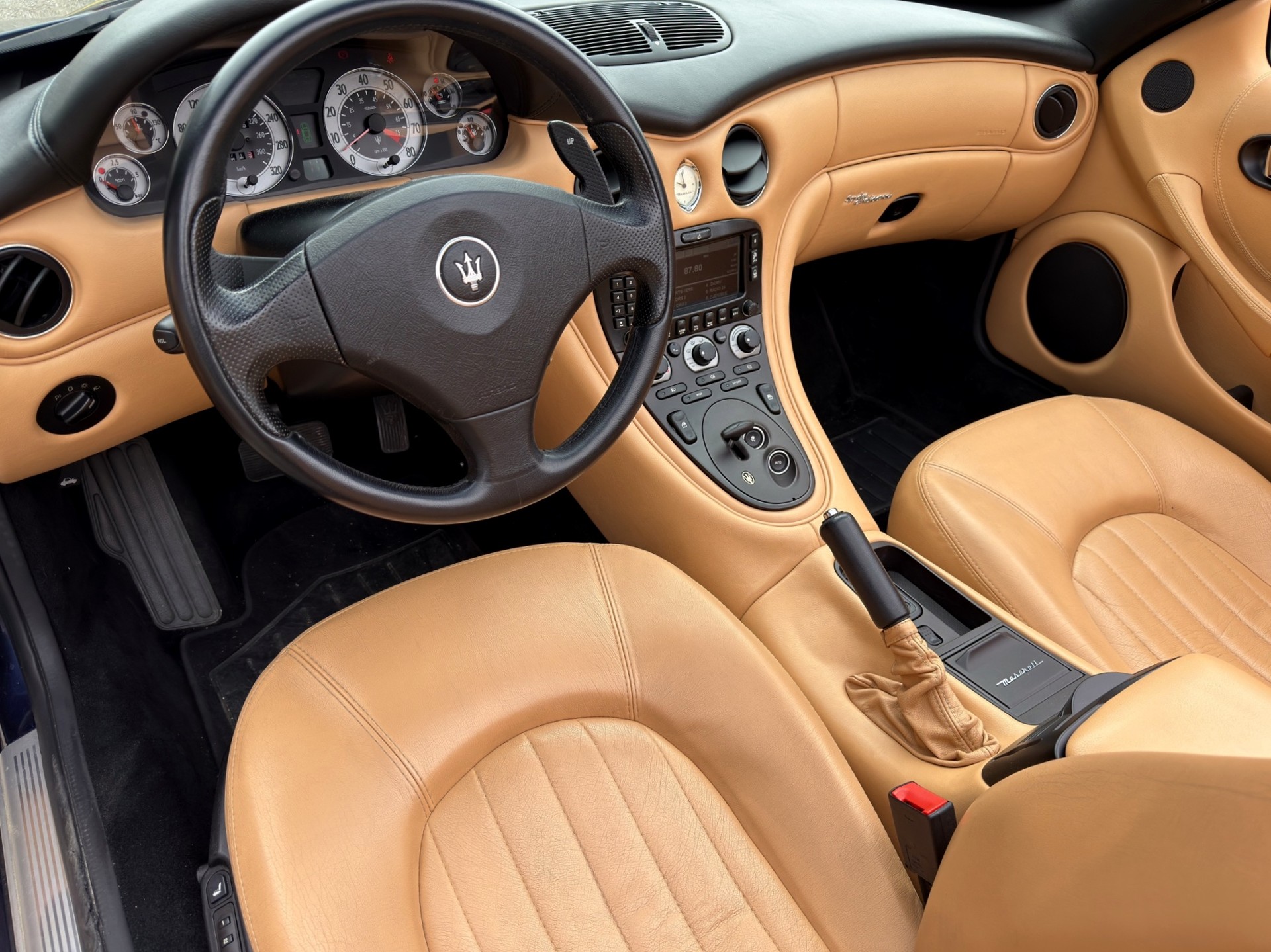 MASERATI Spyder GT-image-11