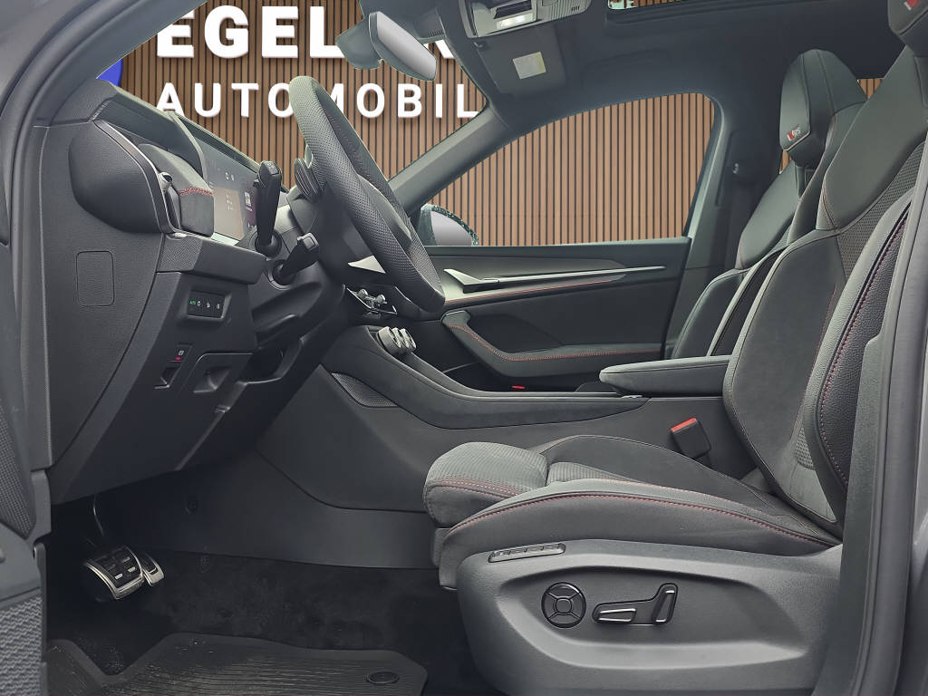 SKODA Kodiaq 2.0 TSI RS-image-10